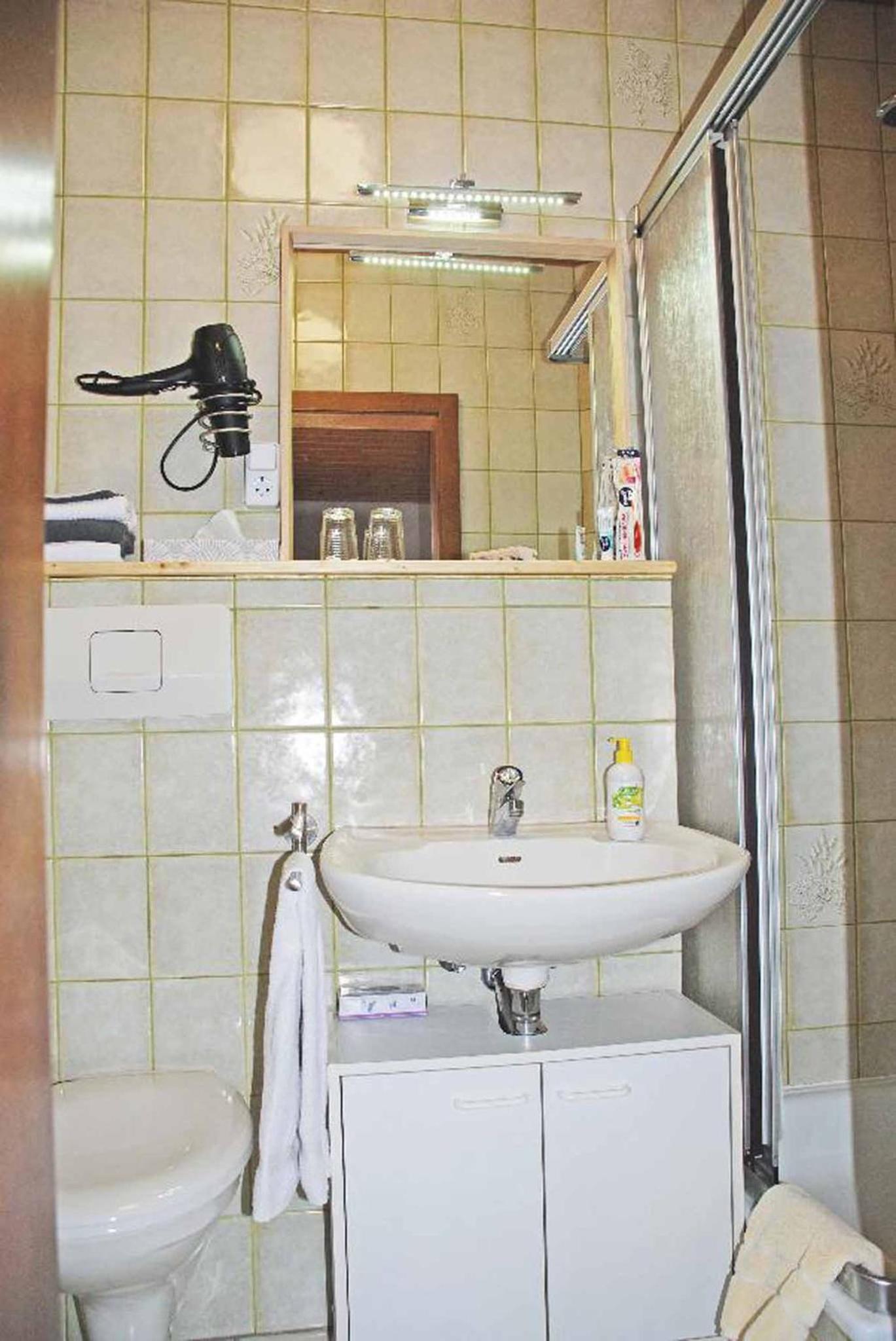 Double Room with Balcony photo 2