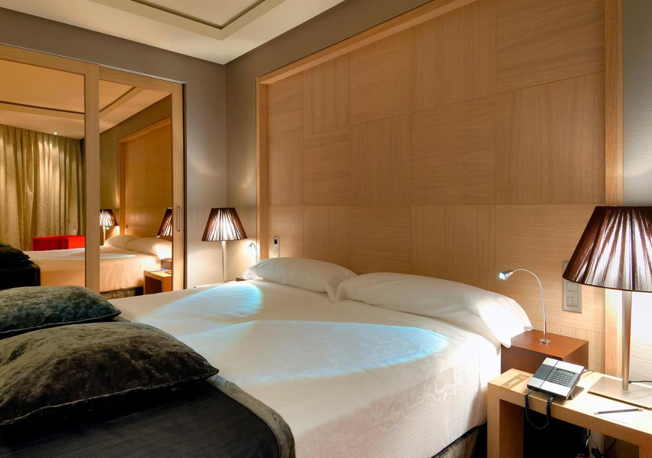 Standard Double Room with Parking - Photo 9