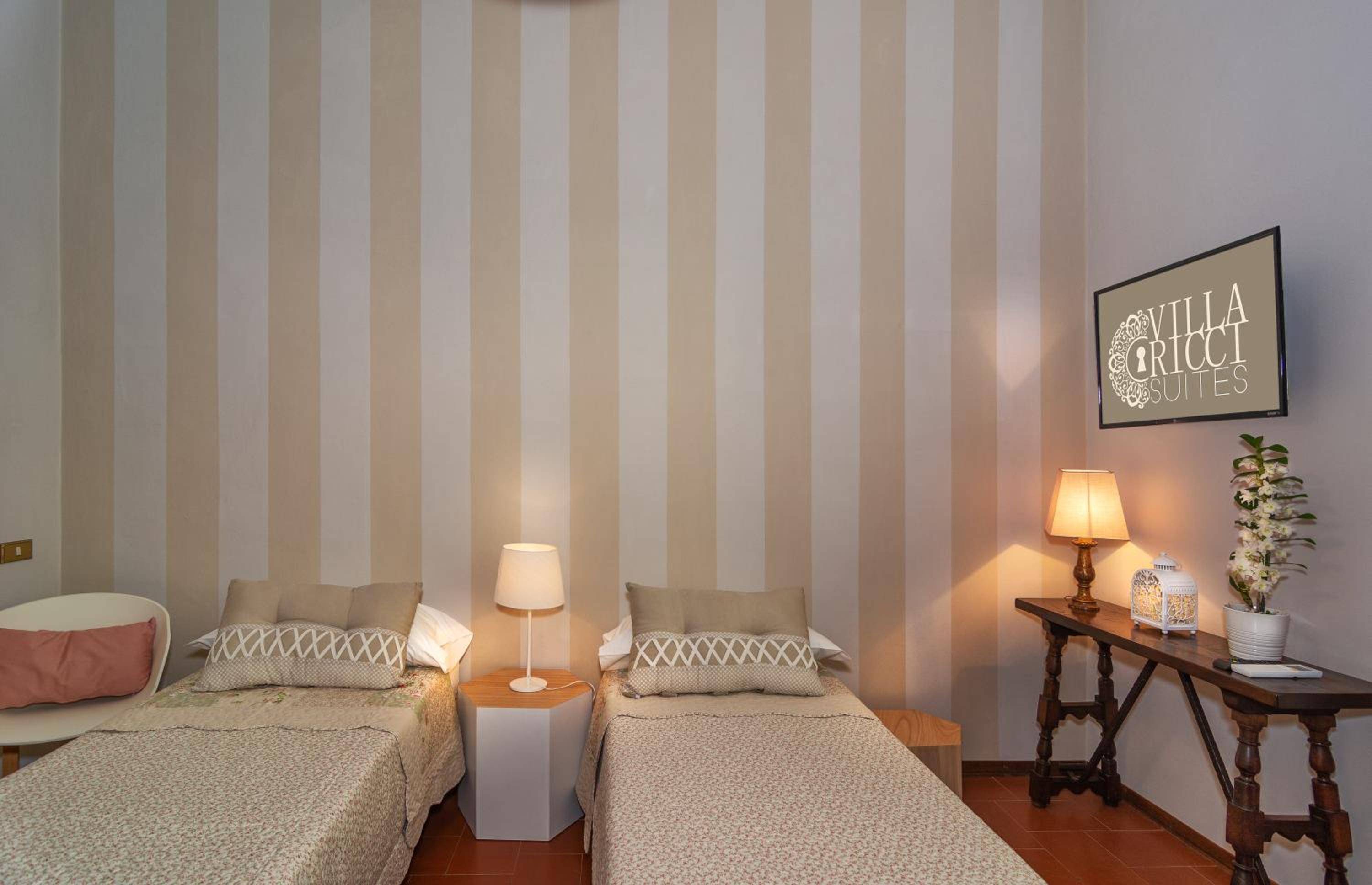 Family Suite - Photo 7