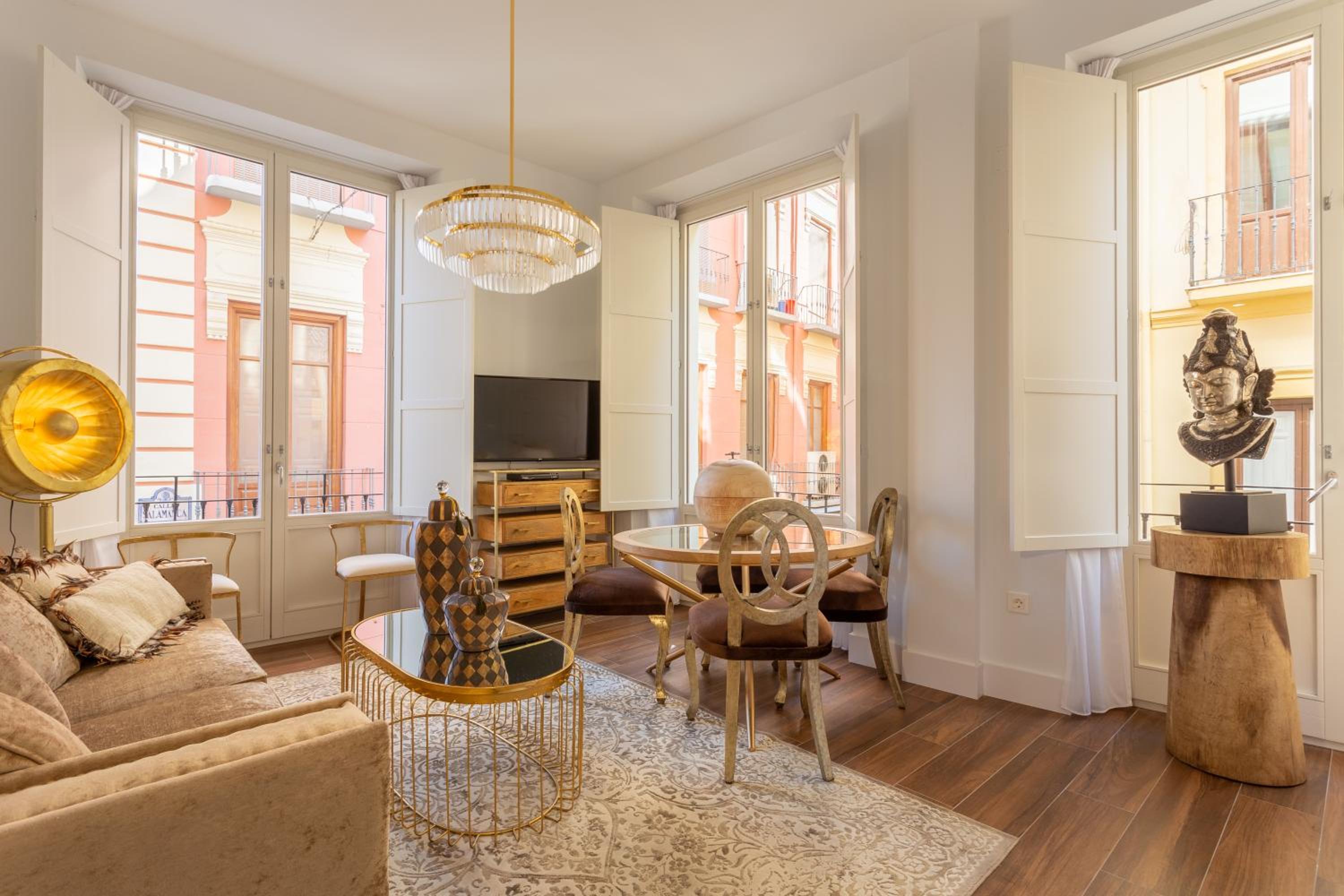 One-Bedroom Apartment - Photo 16