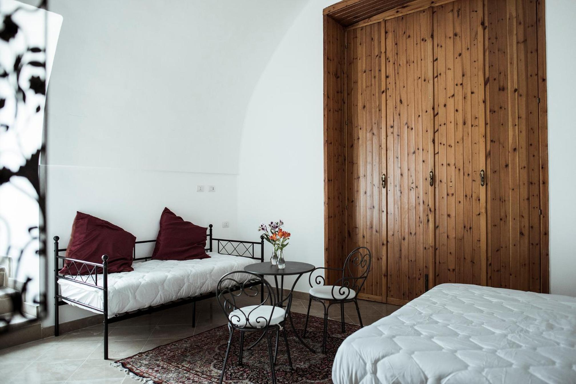 Superior Triple Room - Photo 8