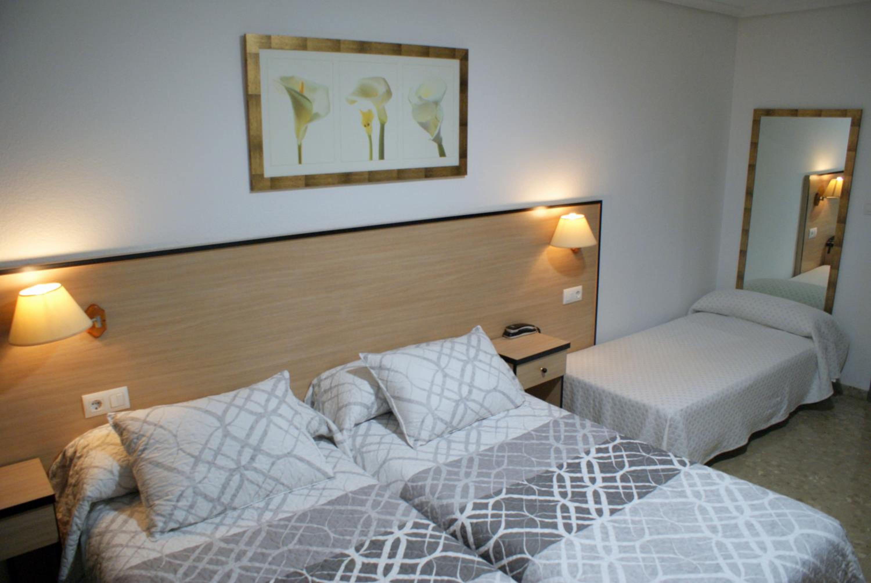 Habitación Doble o con Dos Camas con Cama Adicional