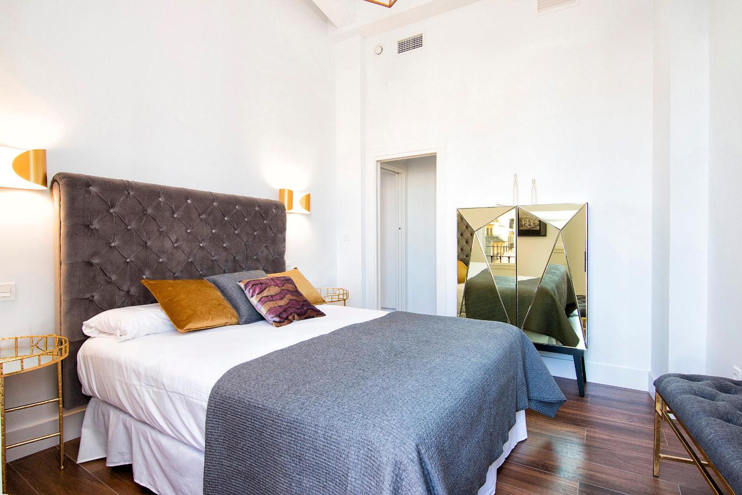 Penthouse Apartment - Photo 14