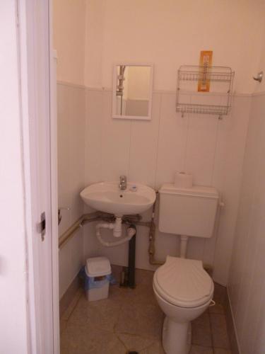 Double or Twin Room photo 2