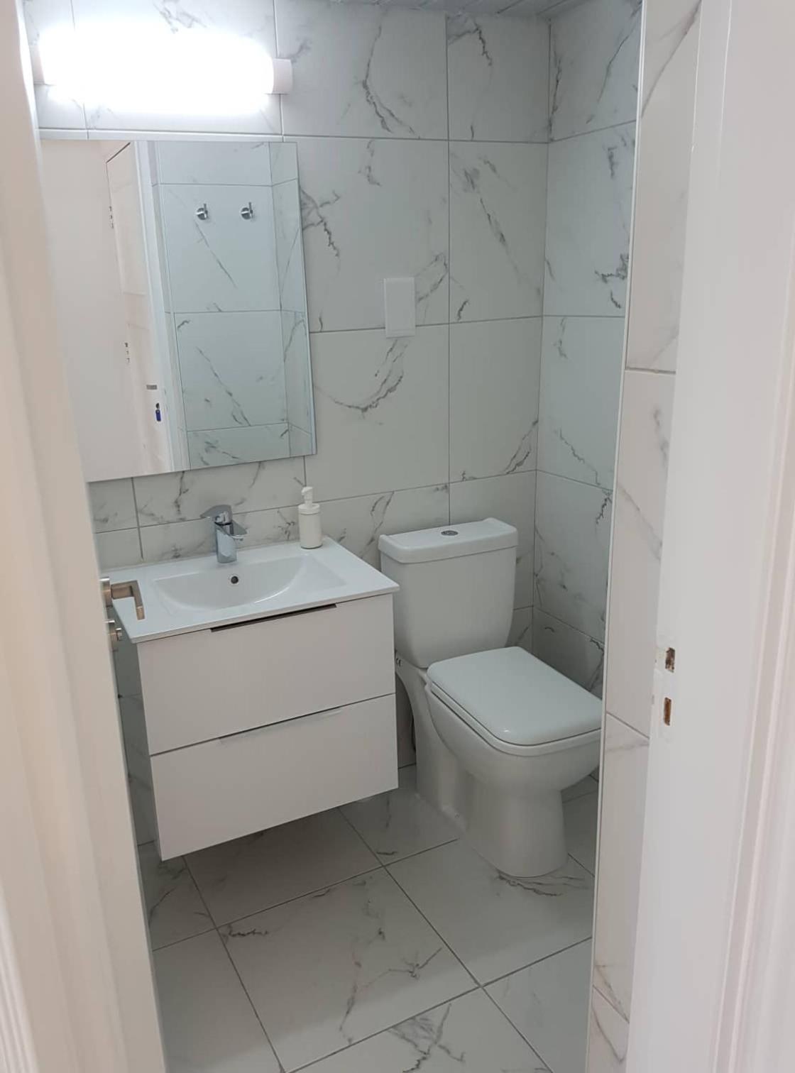 Apartment with Sea View - Photo 6