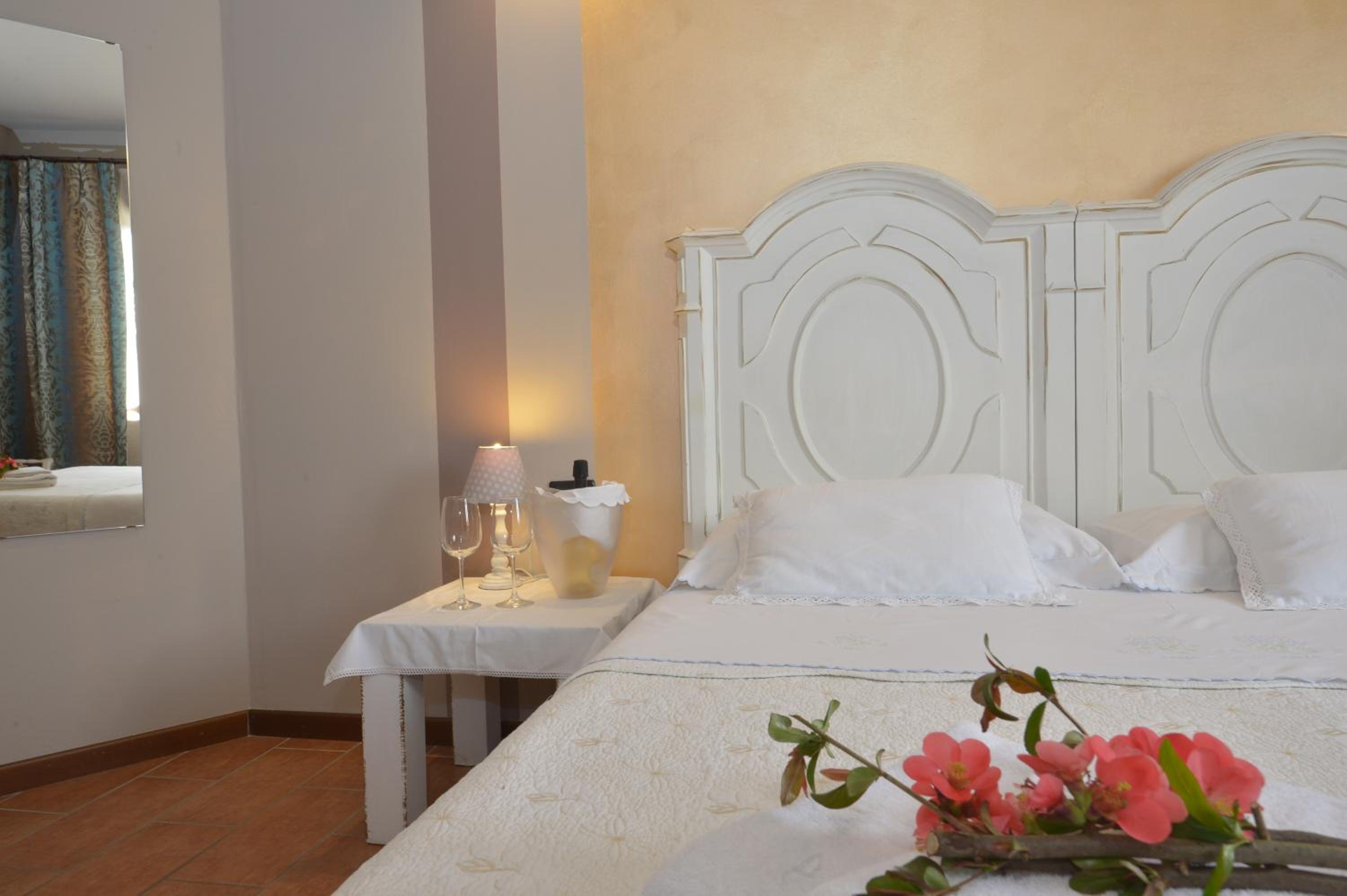 Double or Twin Room - Photo 1