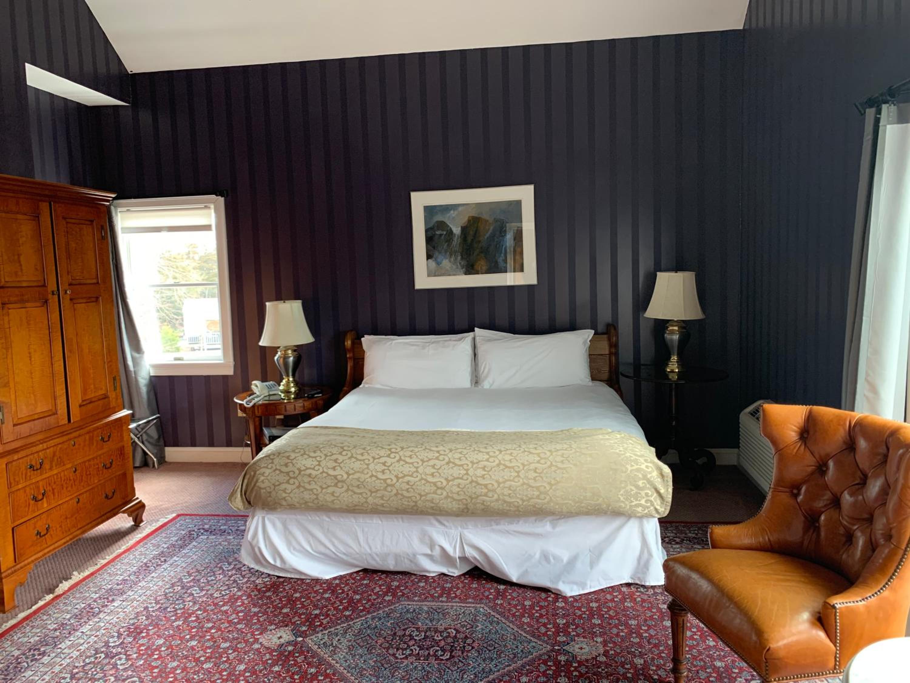 Saturday Room