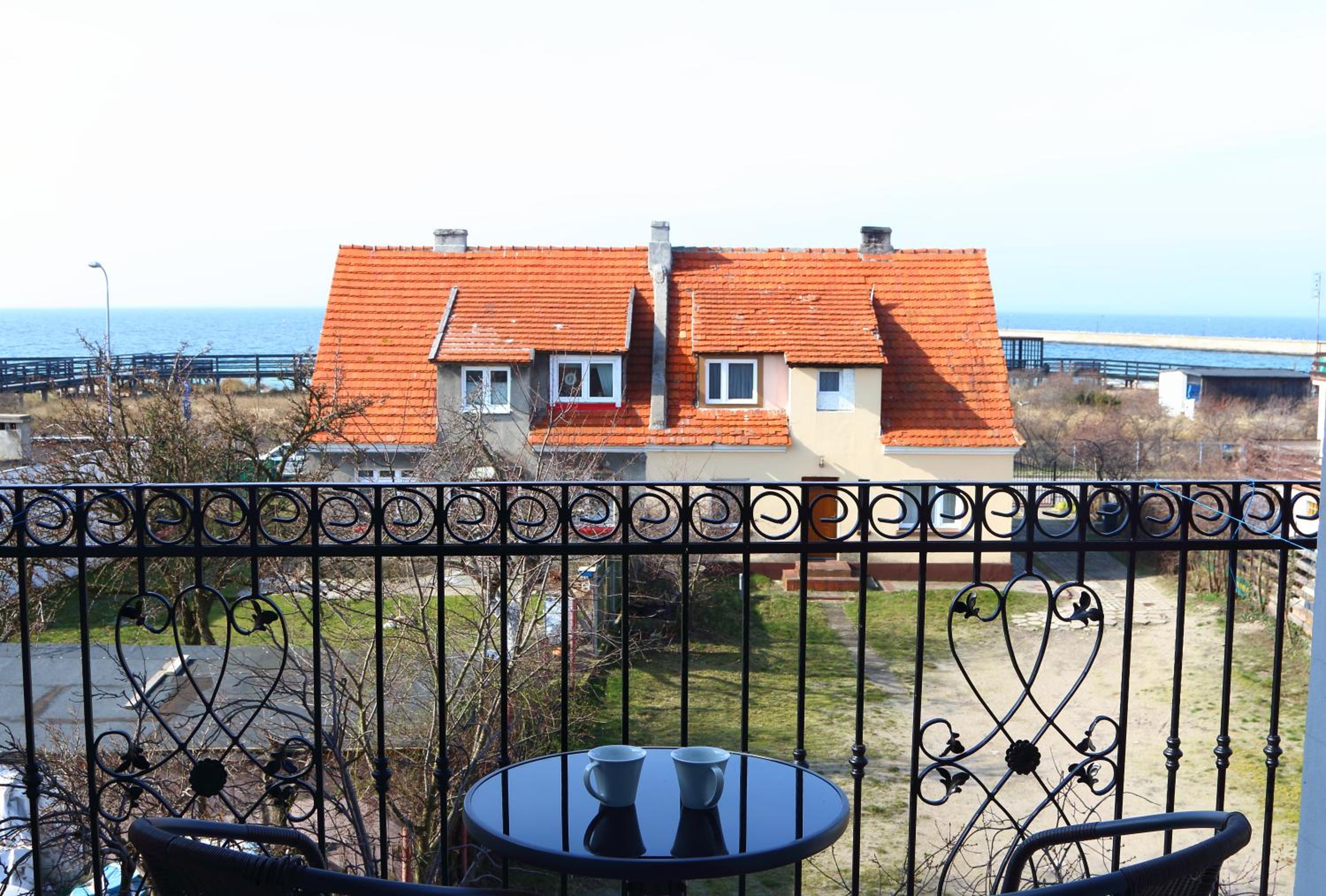 Studio with Balcony photo 3