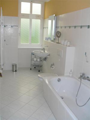 Room no. 10 photo 2