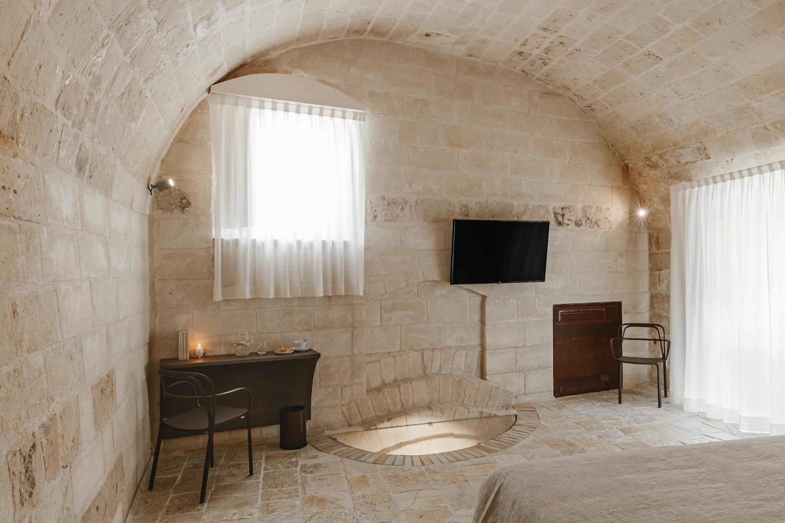 Double Room - Photo 2