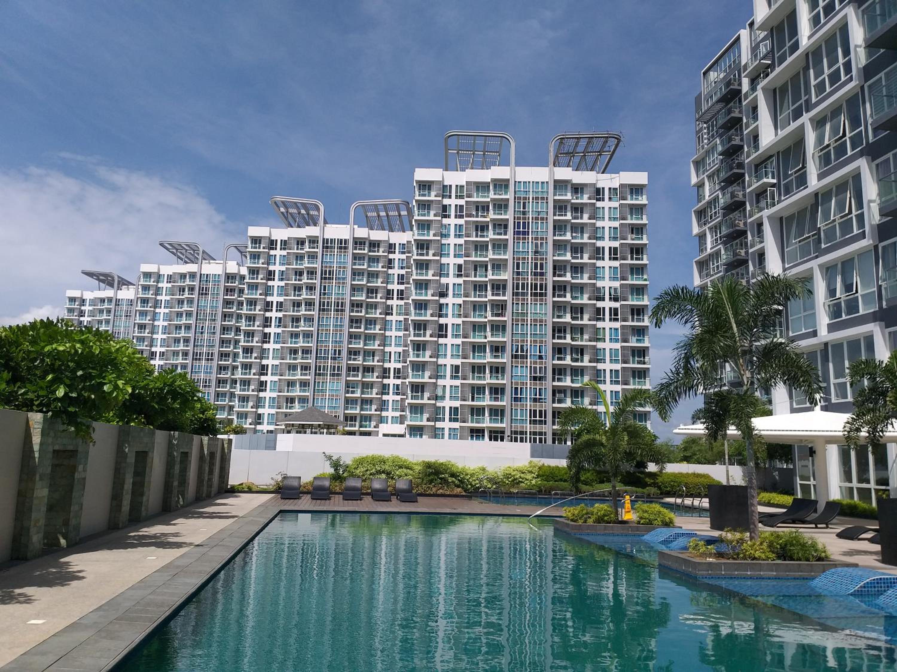 Apartment with Terrace - Photo 19