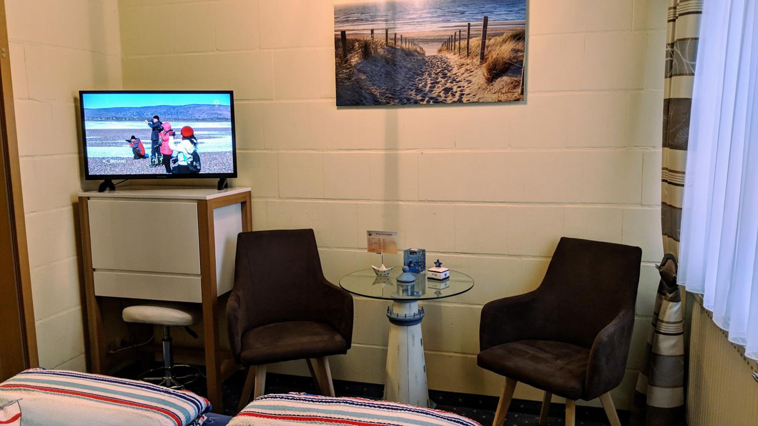 Budget Double Room - Photo 1