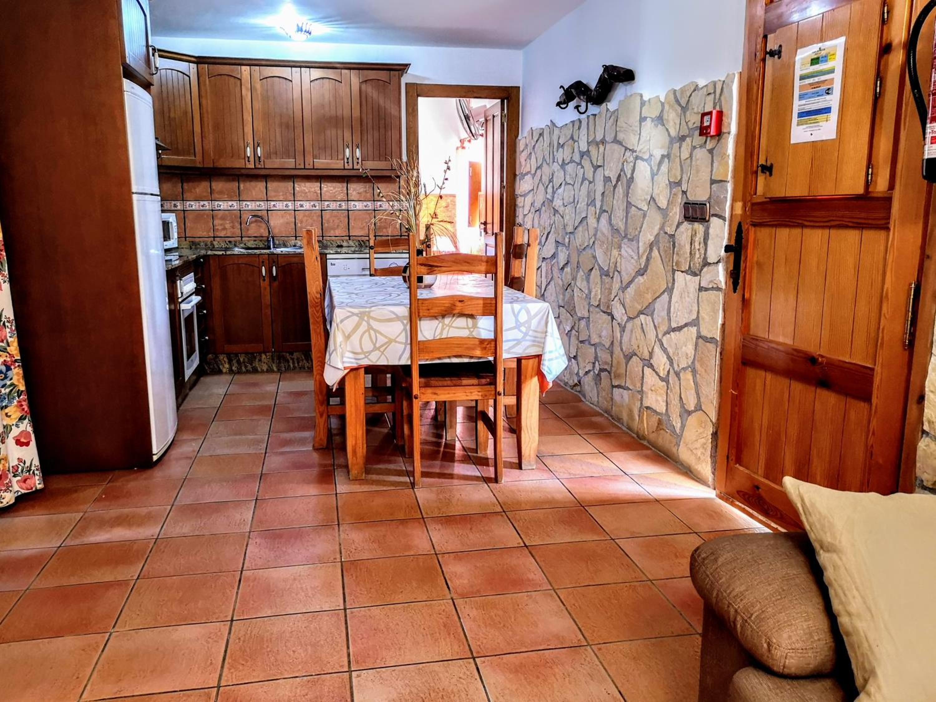Three-Bedroom Apartment (6 Adults) photo 3