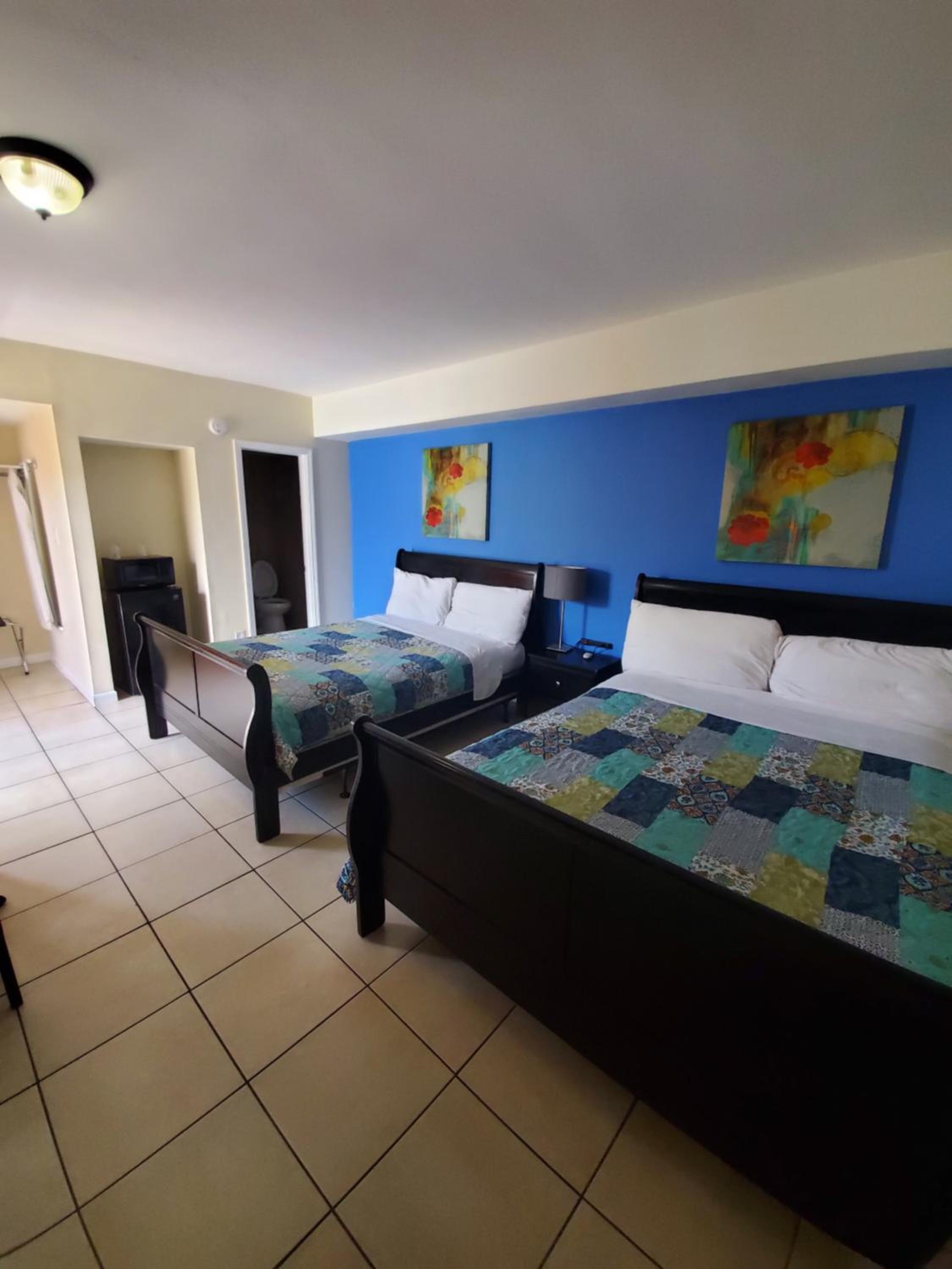 Double Room with Two Double Beds photo 2