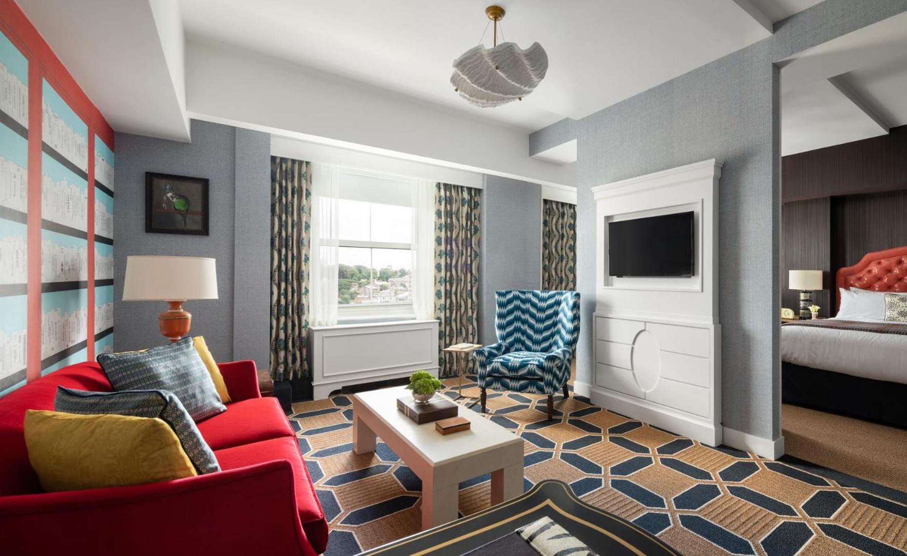 Graduate Junior King Suite