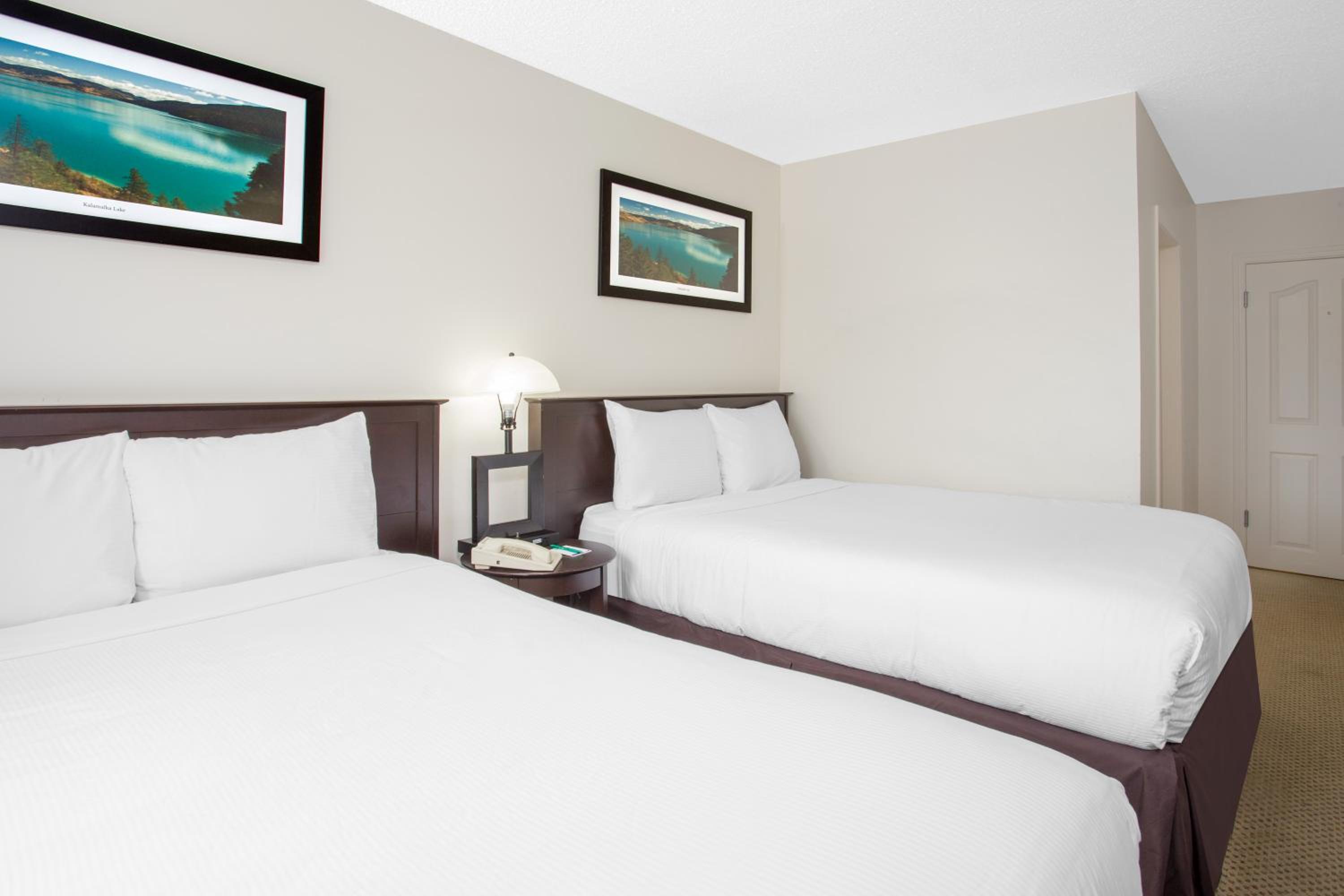 Double Room with Two Double Beds - Non-Smoking