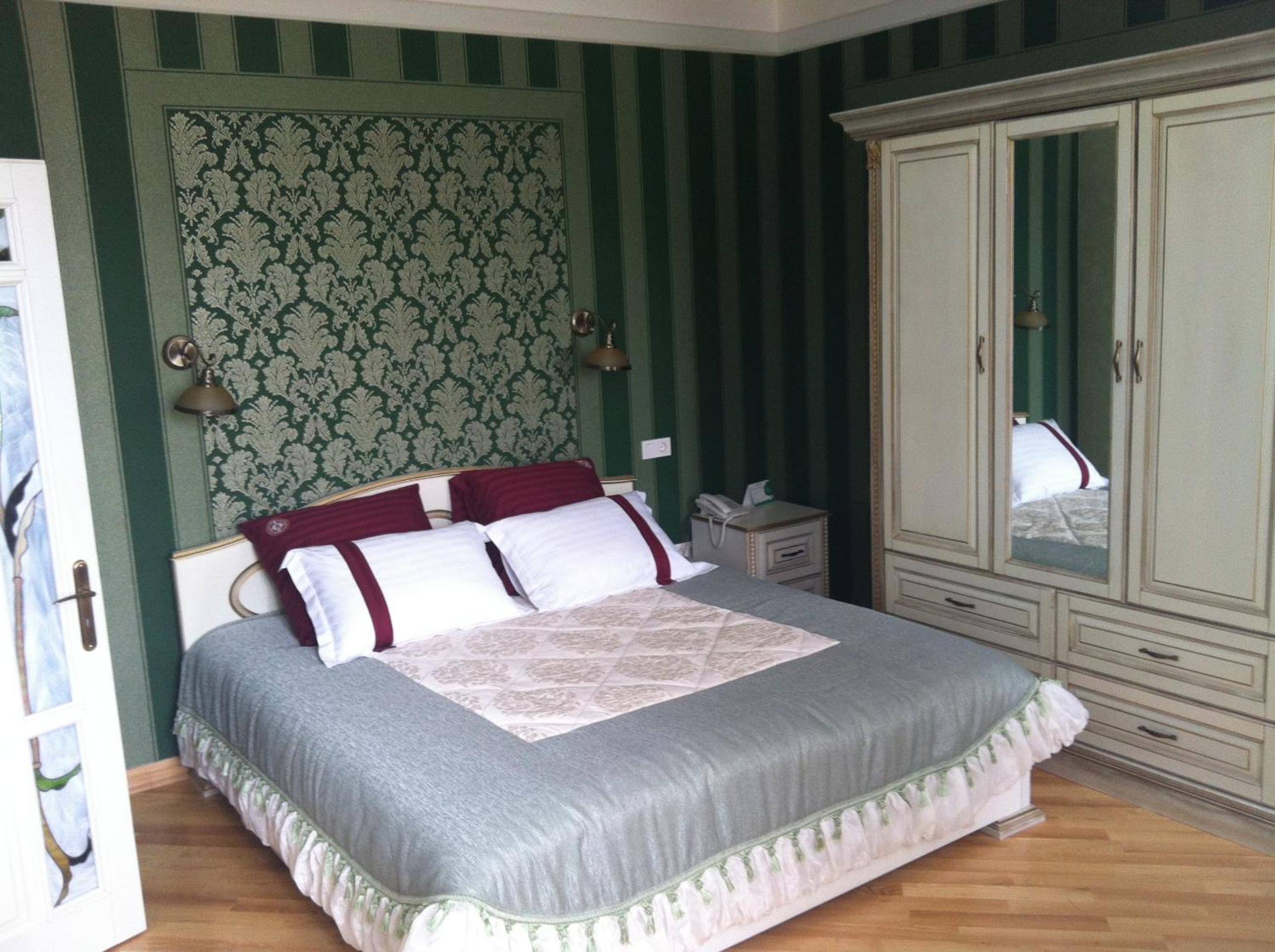 Suite photo 1