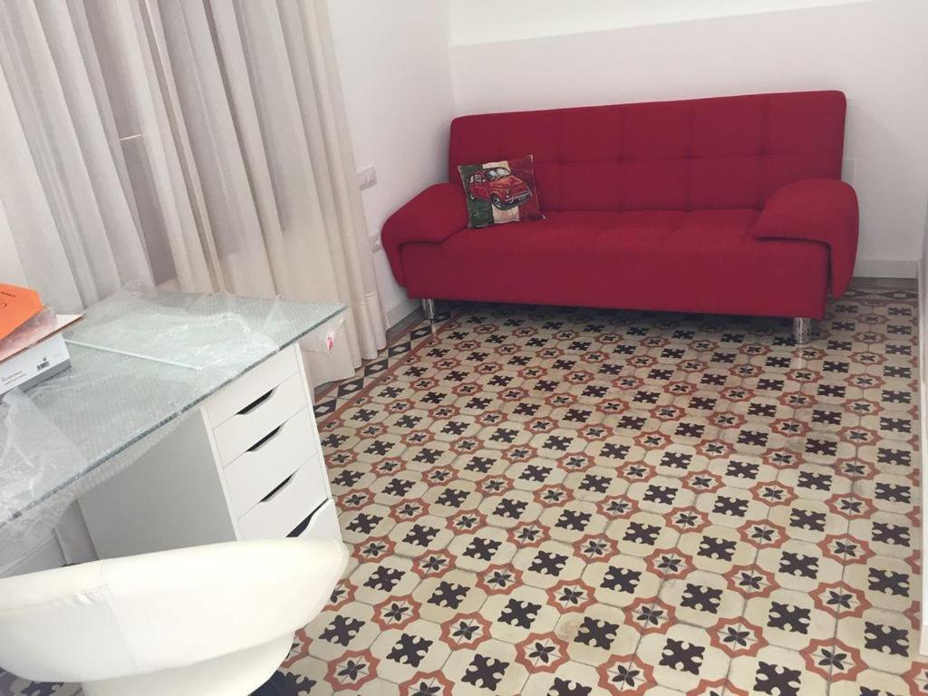 Four-Bedroom House photo 2