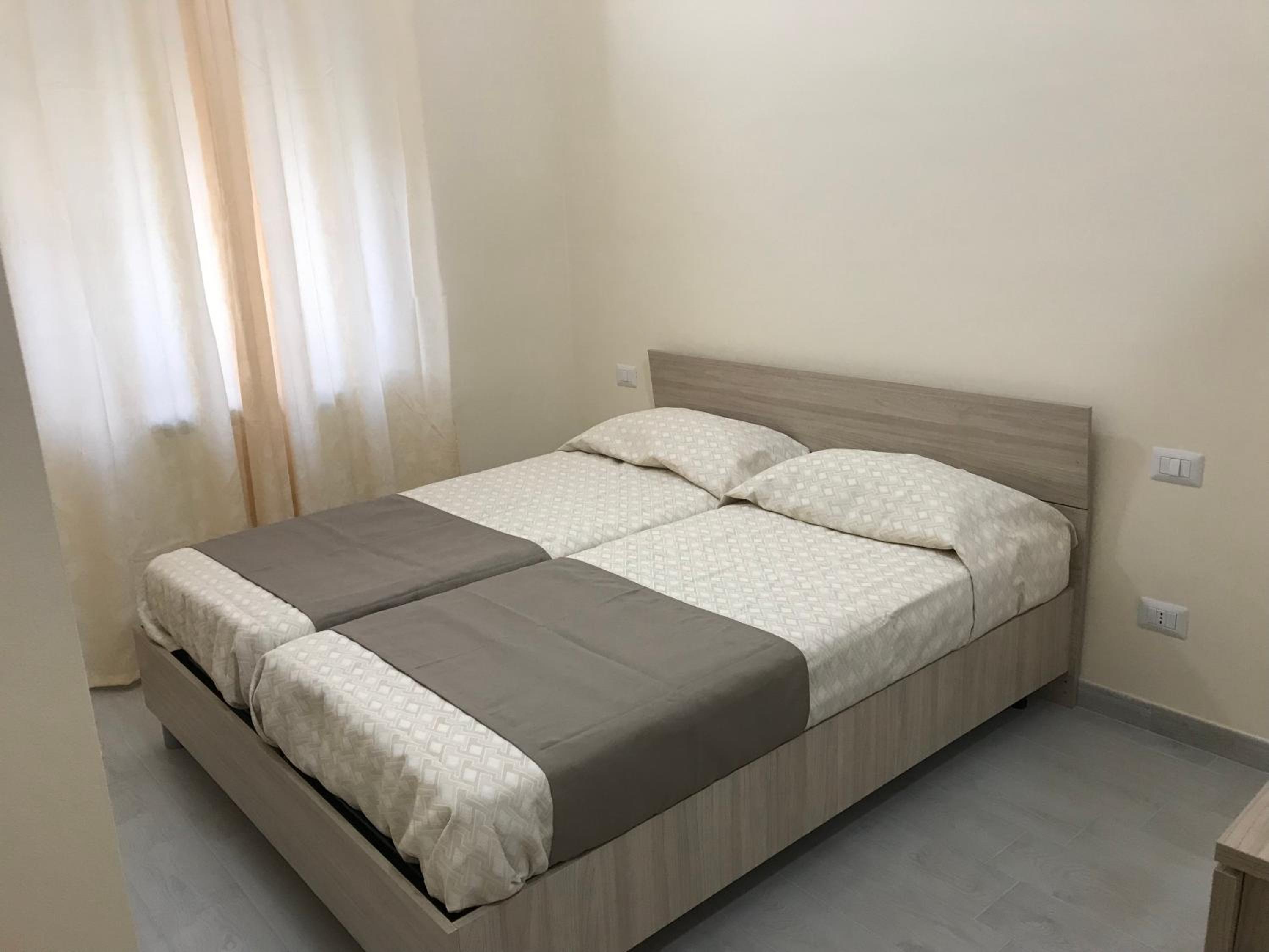 Deluxe Double or Twin Room - Photo 3