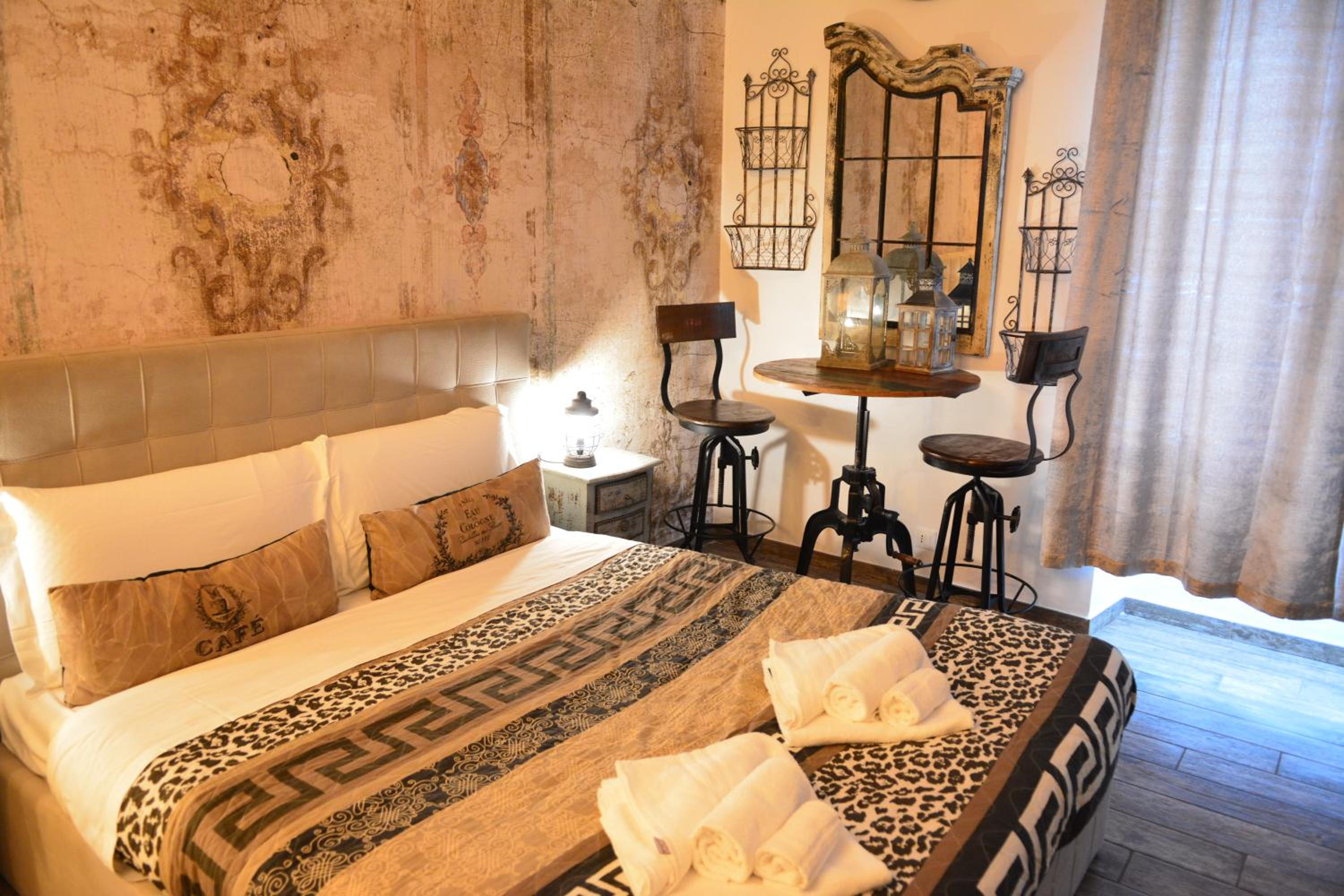 Double Room with Private External Bathroom photo 3