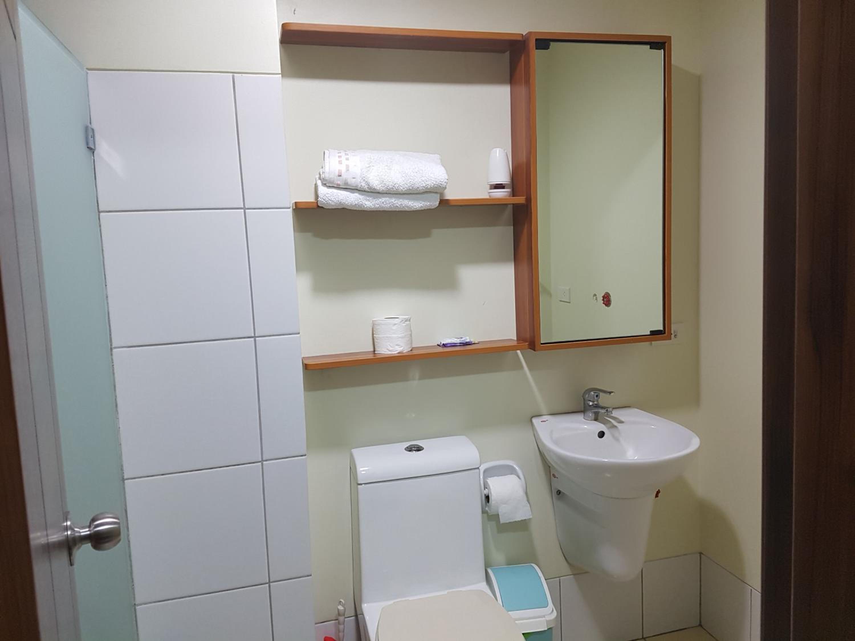 Apartment with Sea View - Photo 15