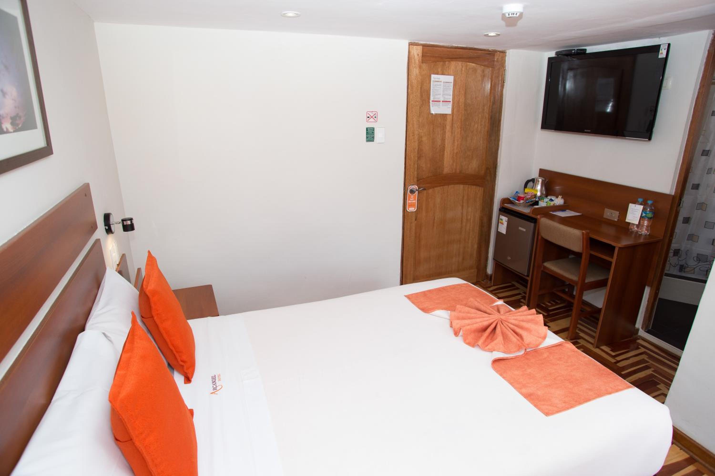 Standard Room photo 2