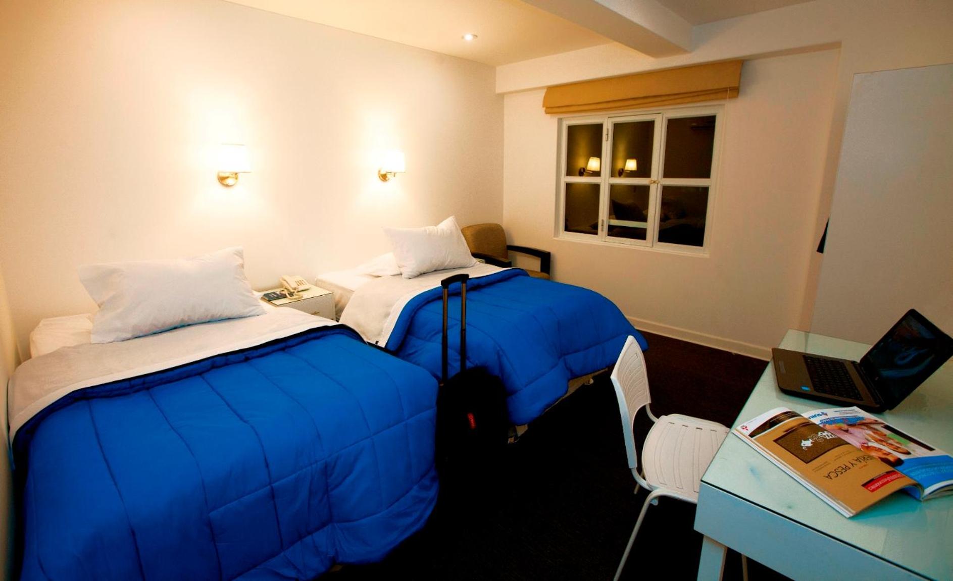 Twin Room - Photo 1