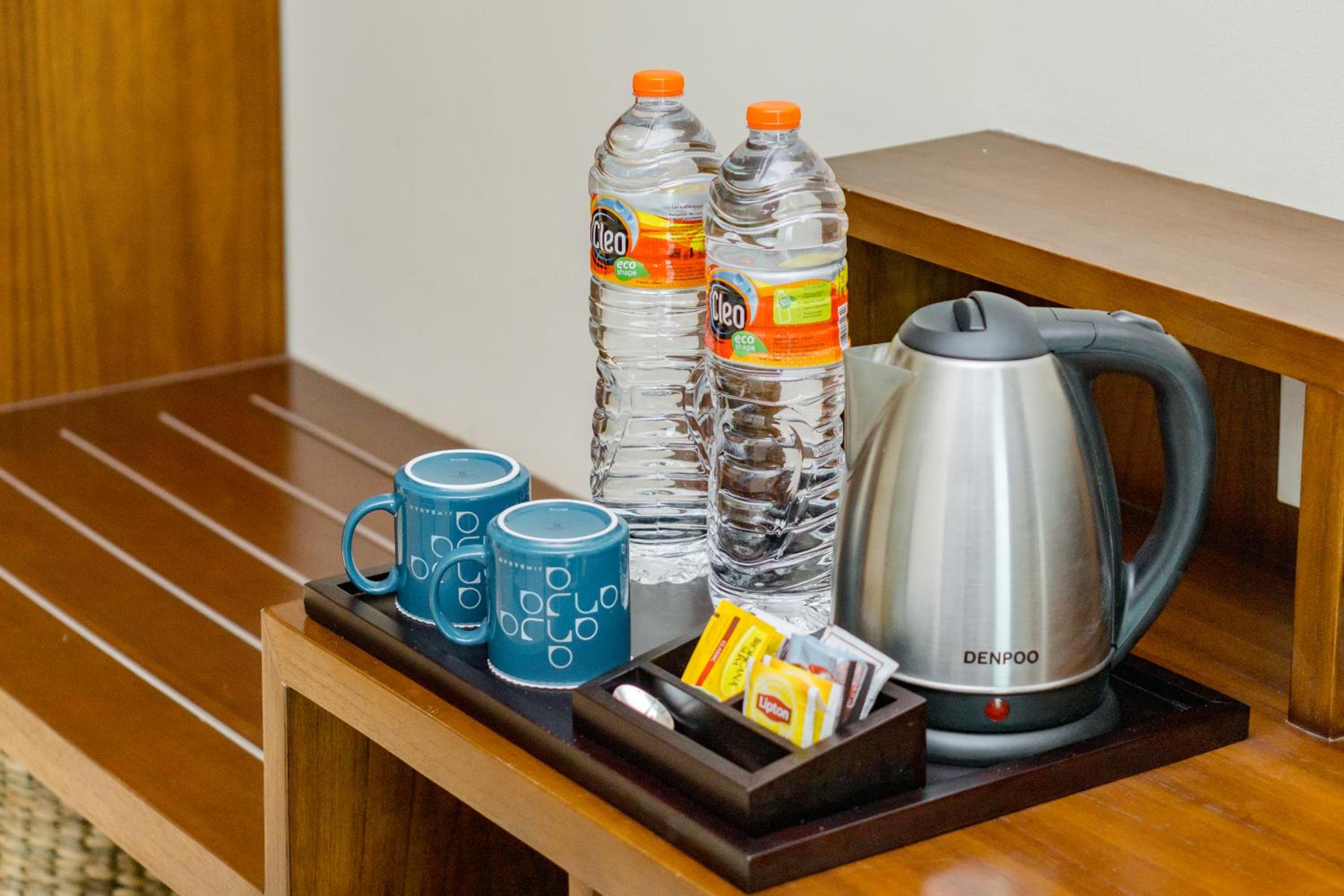 Deluxe Suite with Free Benefit - Photo 5