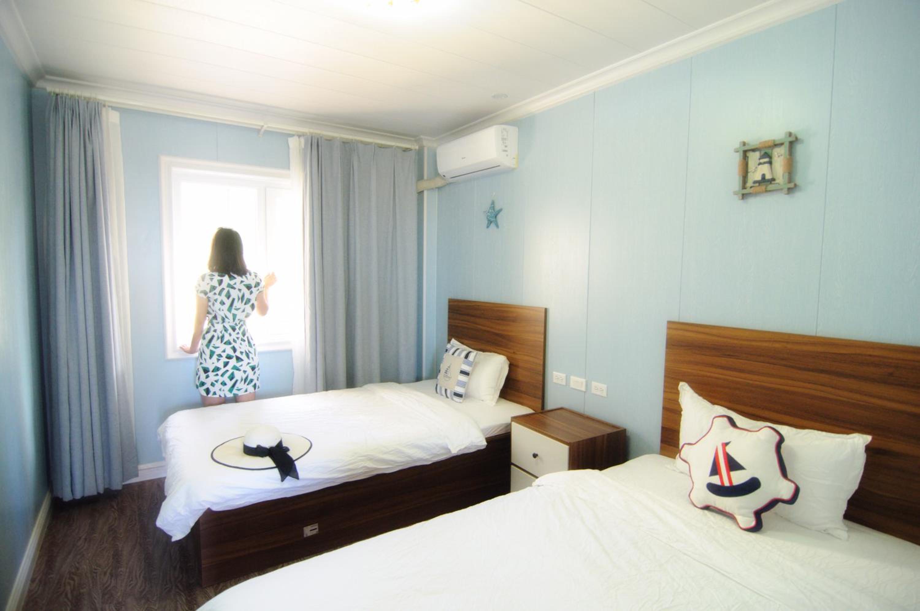 Deluxe Suite with Sea View photo 3