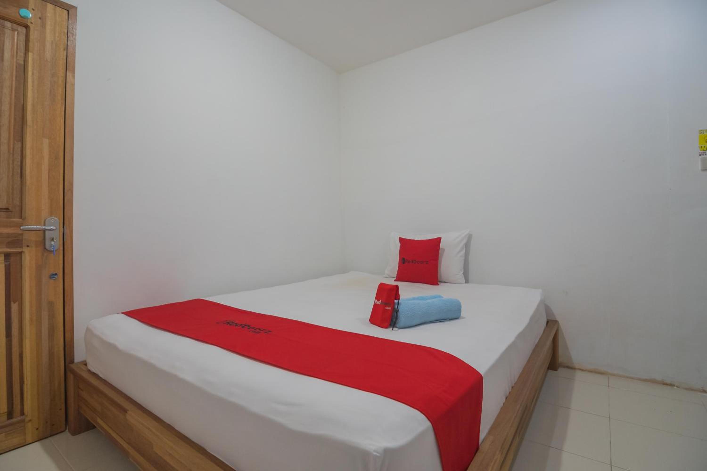 Deluxe Room - Photo 1
