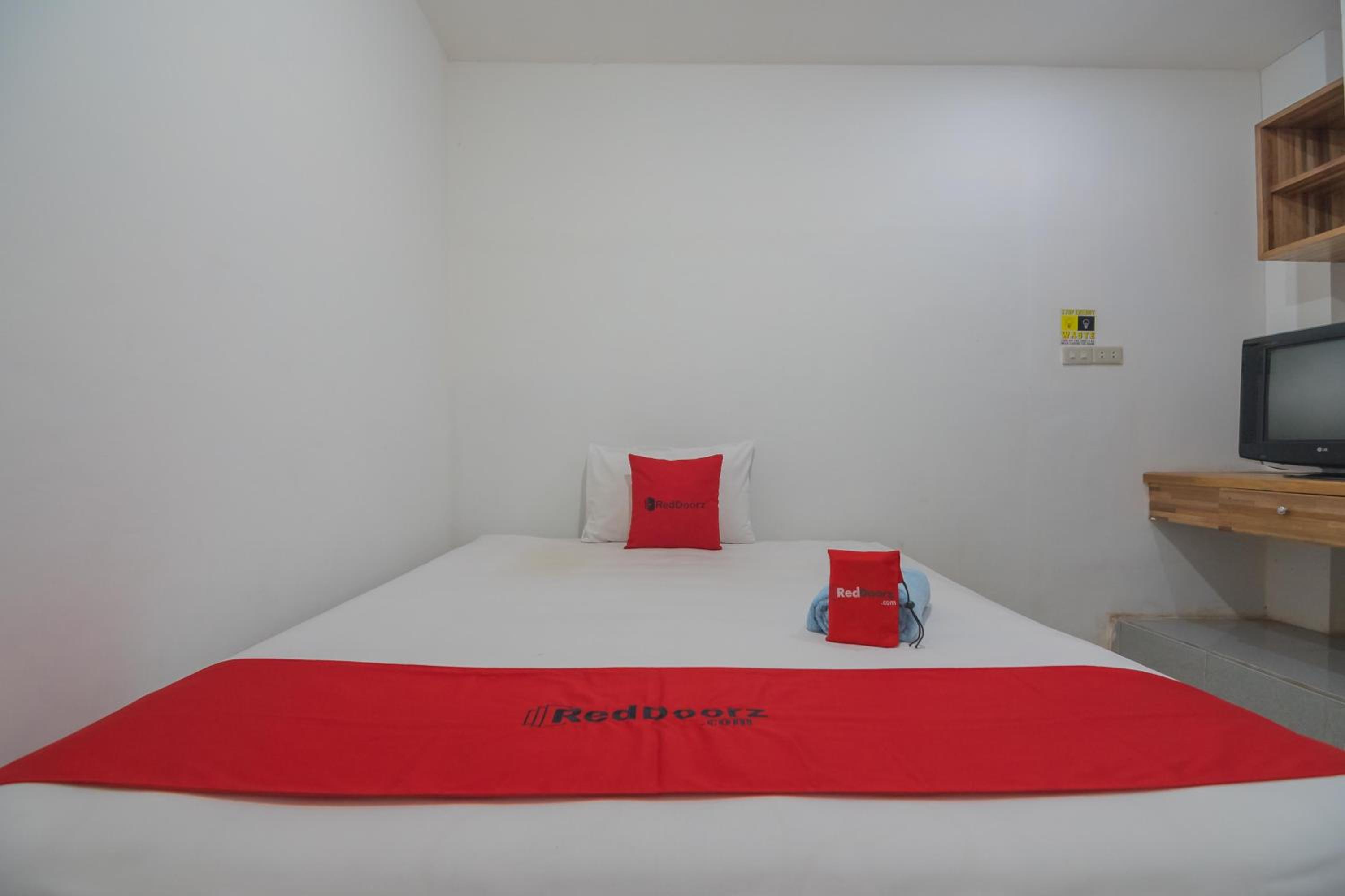 Deluxe Room - Photo 2