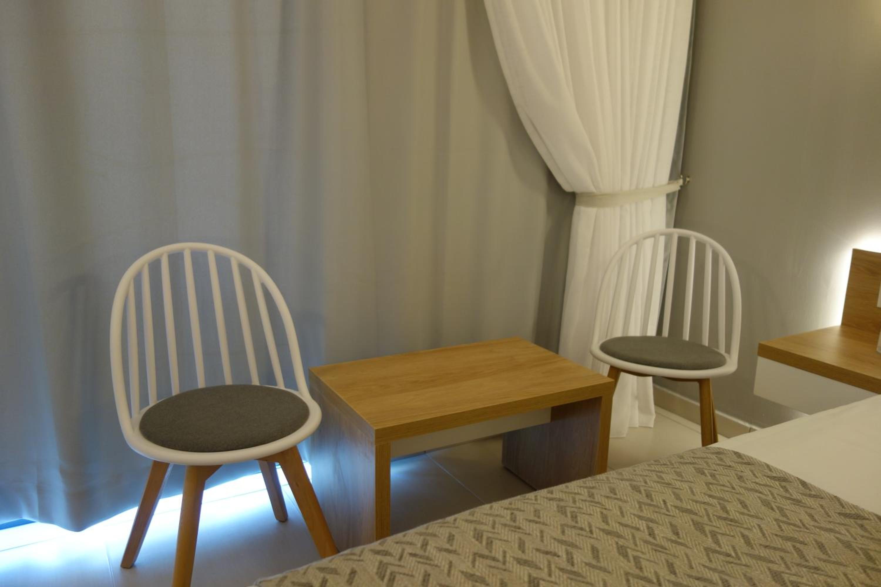 Double Room - Photo 6