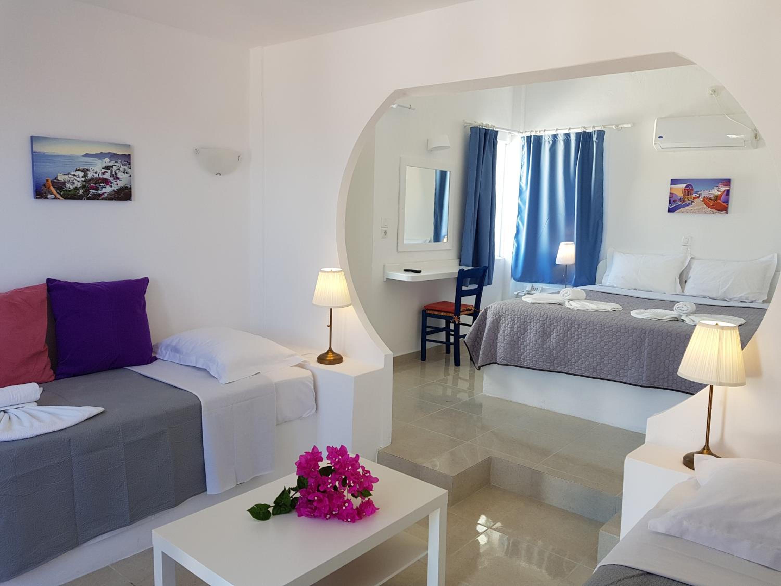 Deluxe Room - Photo 1