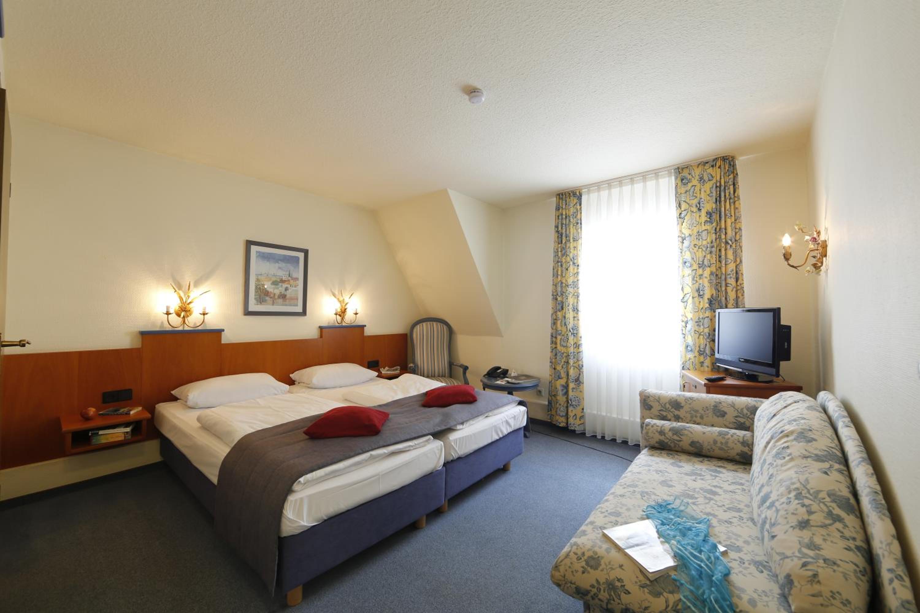 Double Room - Photo 1