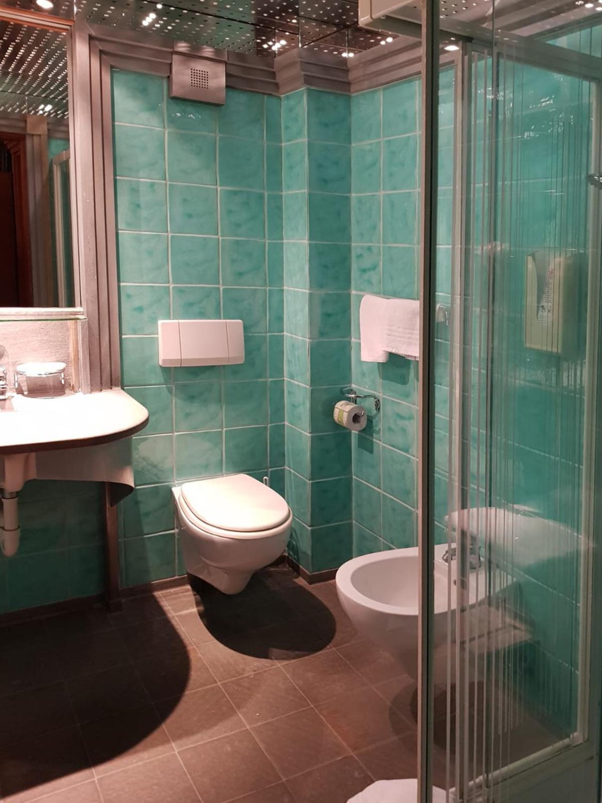 Double or Twin Room - Photo 69