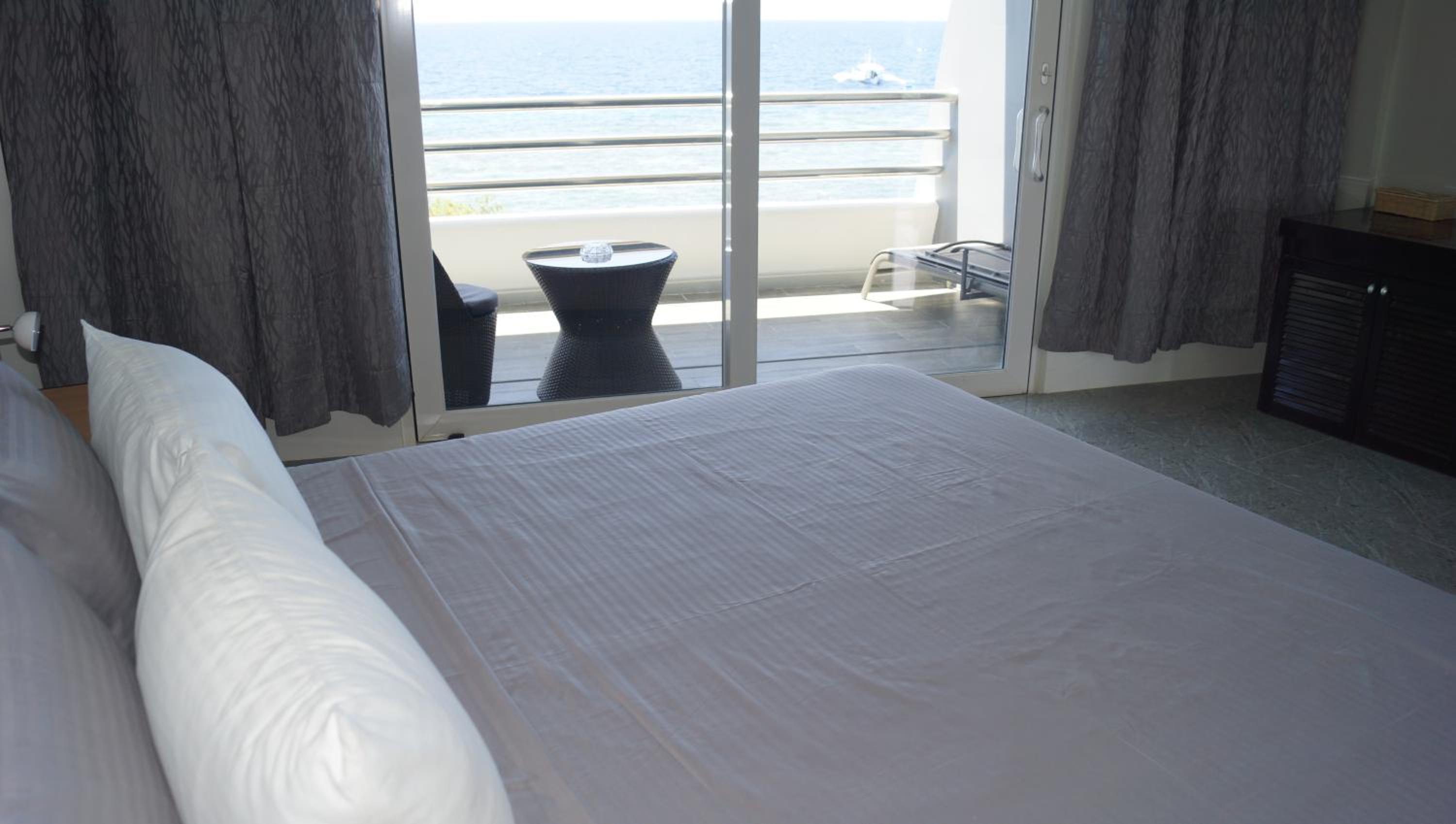 Queen Room - Photo 7