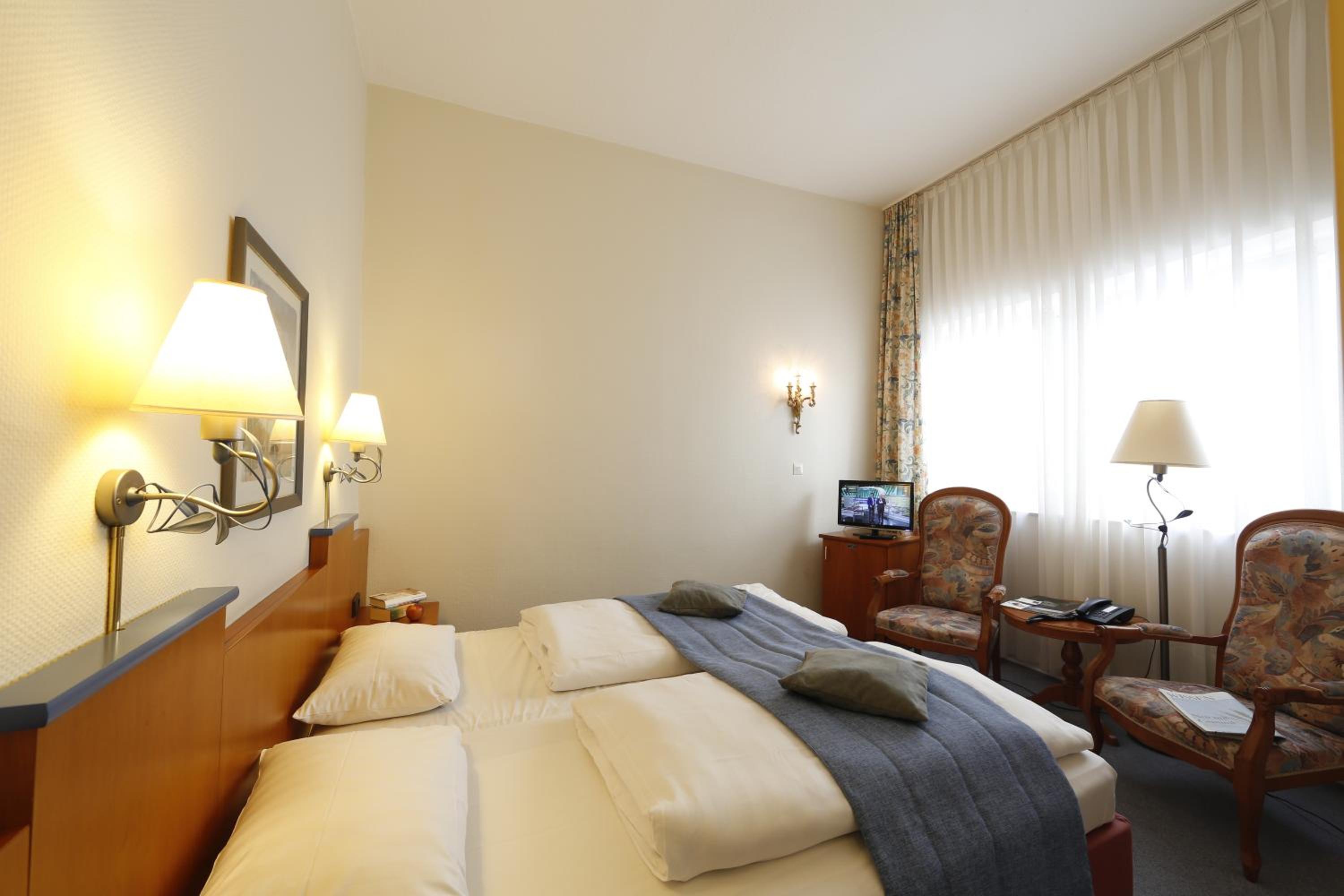 Double Room - Photo 4