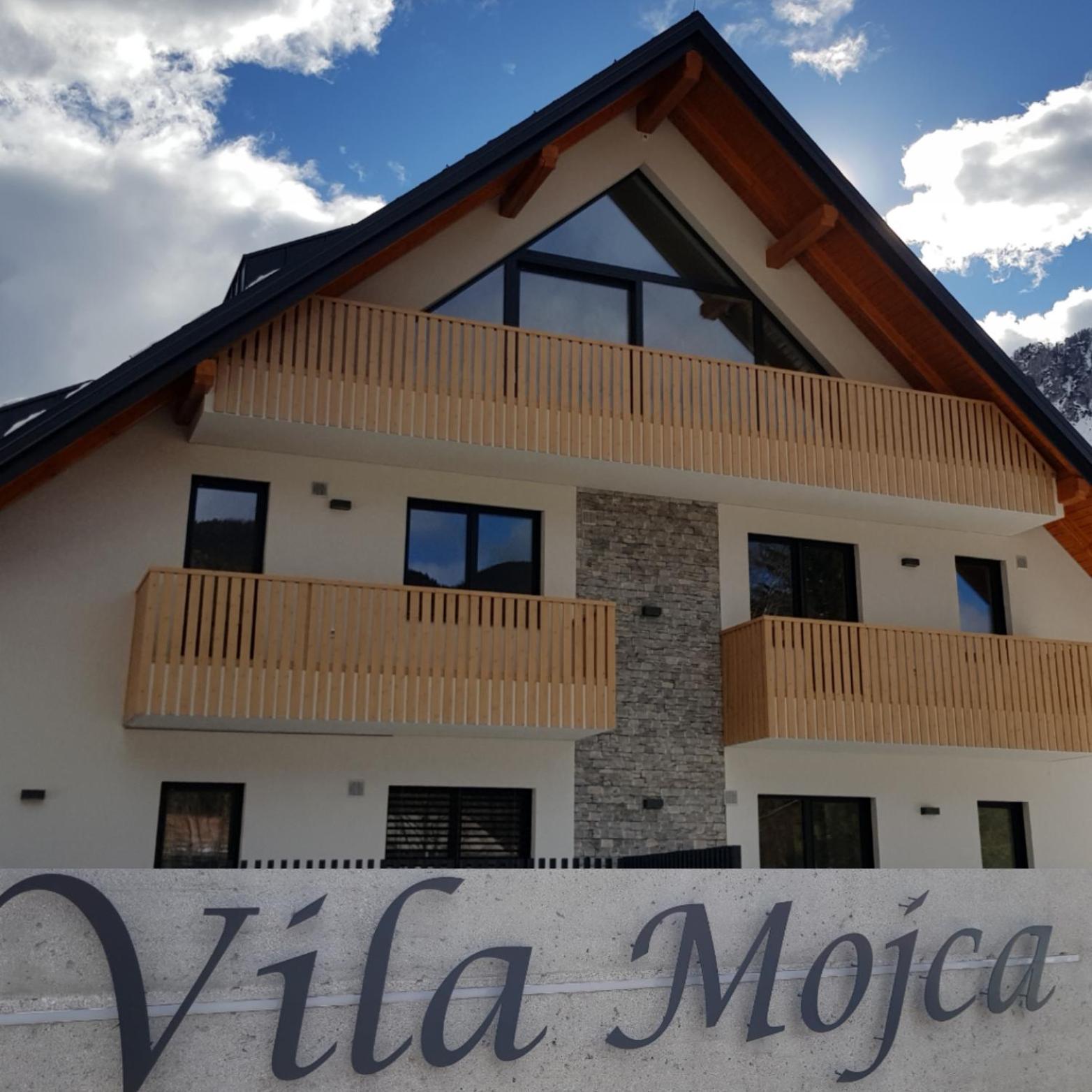 Apartment with Mountain View - Photo 1