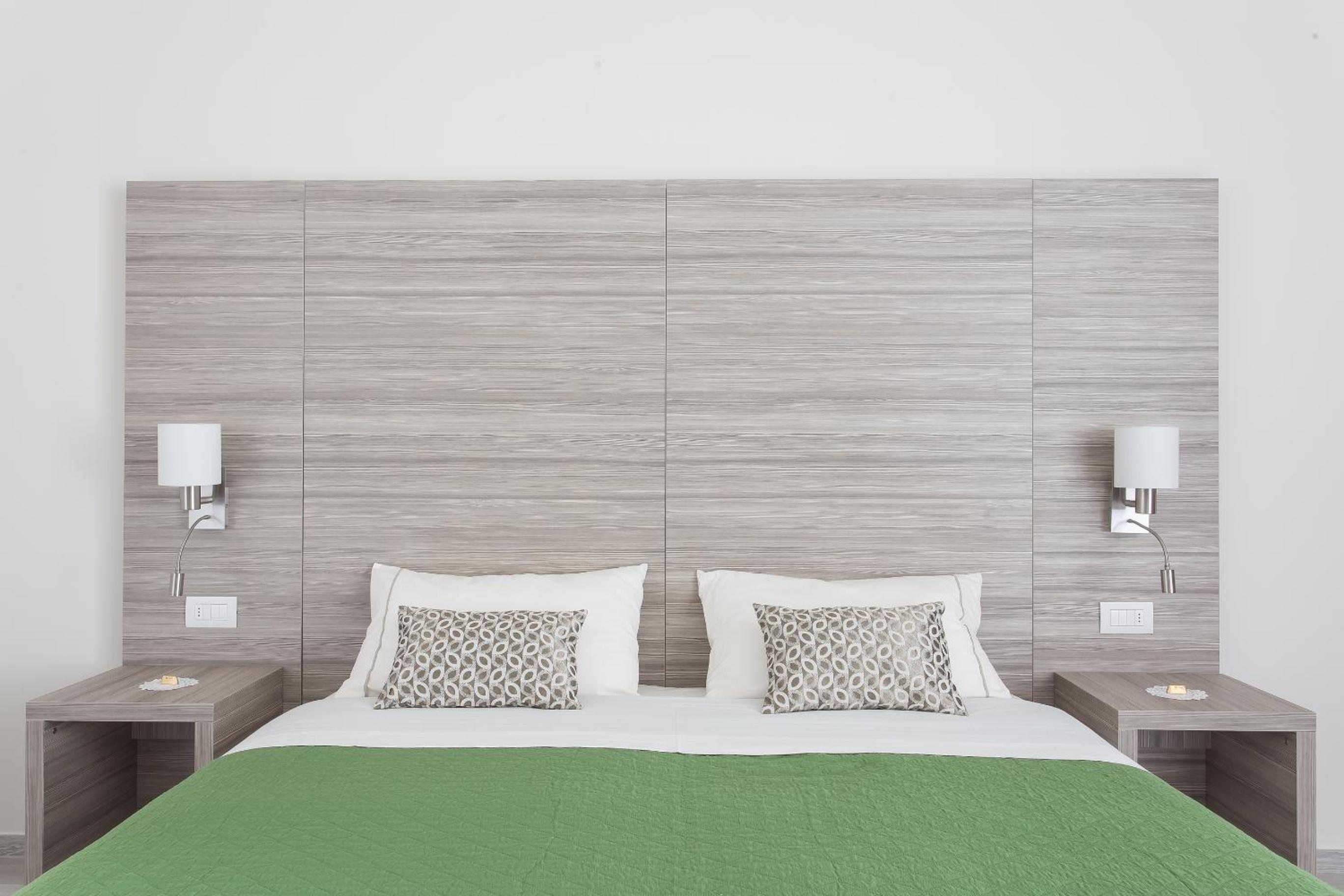 Double Room with Private Bathroom - Photo 4
