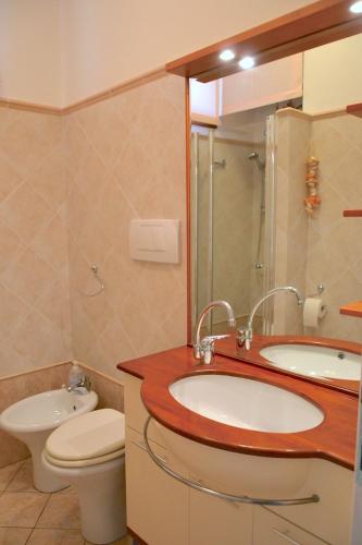 Apartment - Ground Floor photo 3