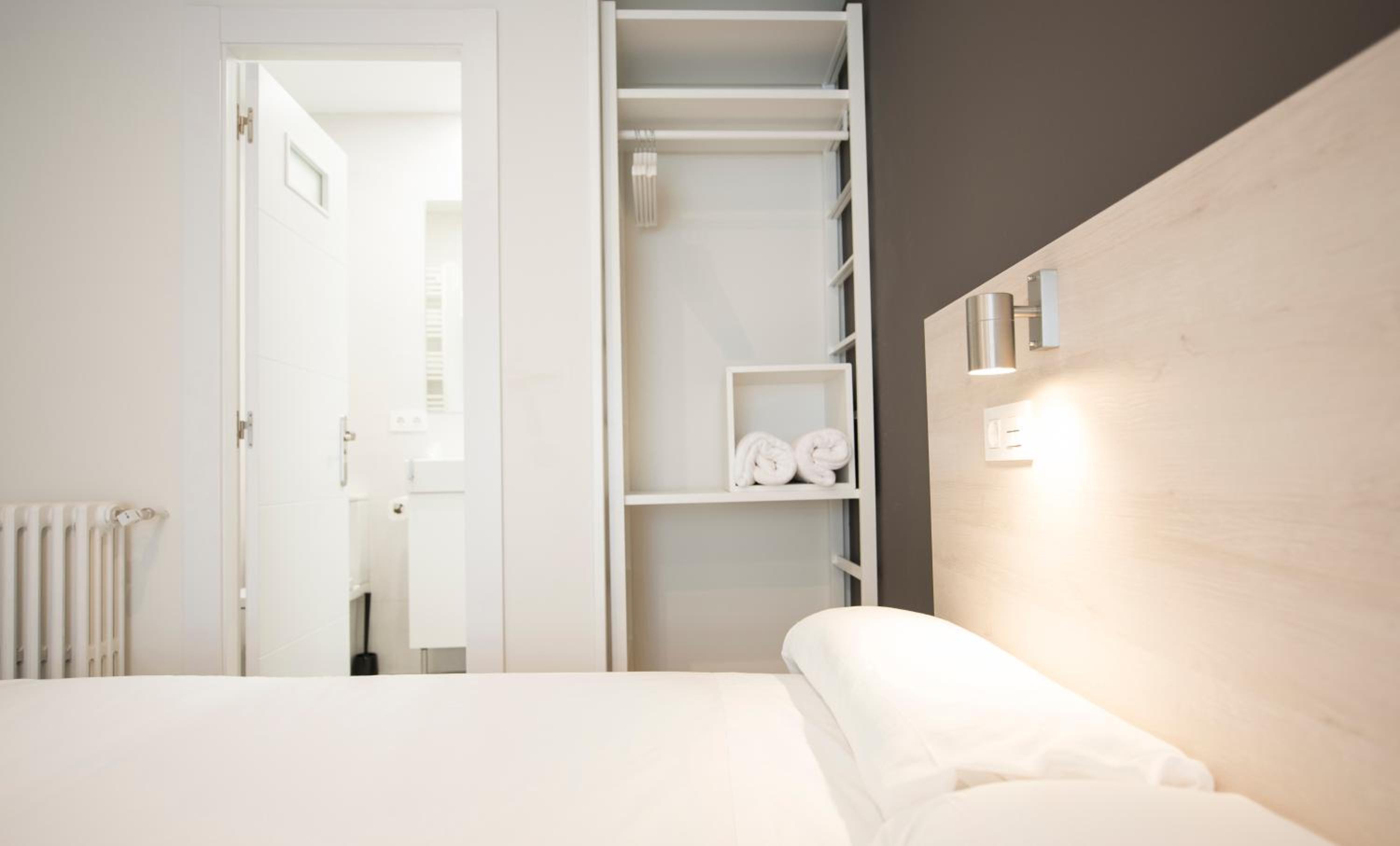 Triple Room with Private Bathroom photo 2