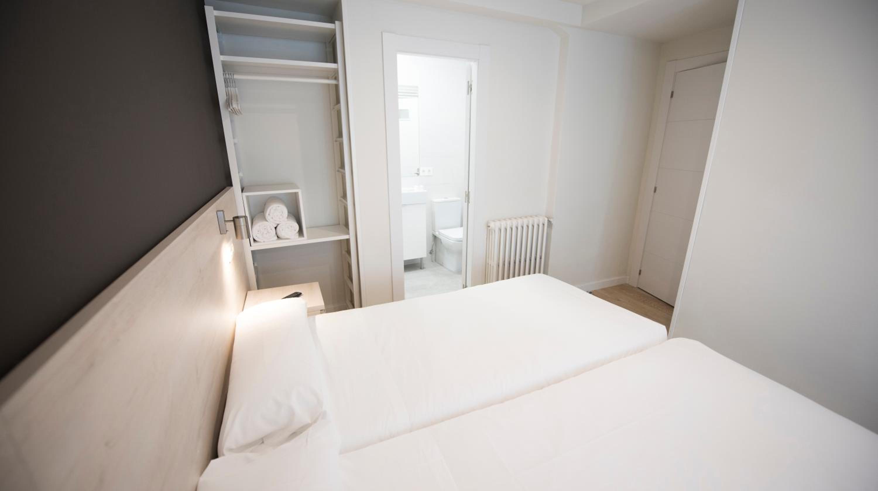 Habitación Triple con Baño Privado