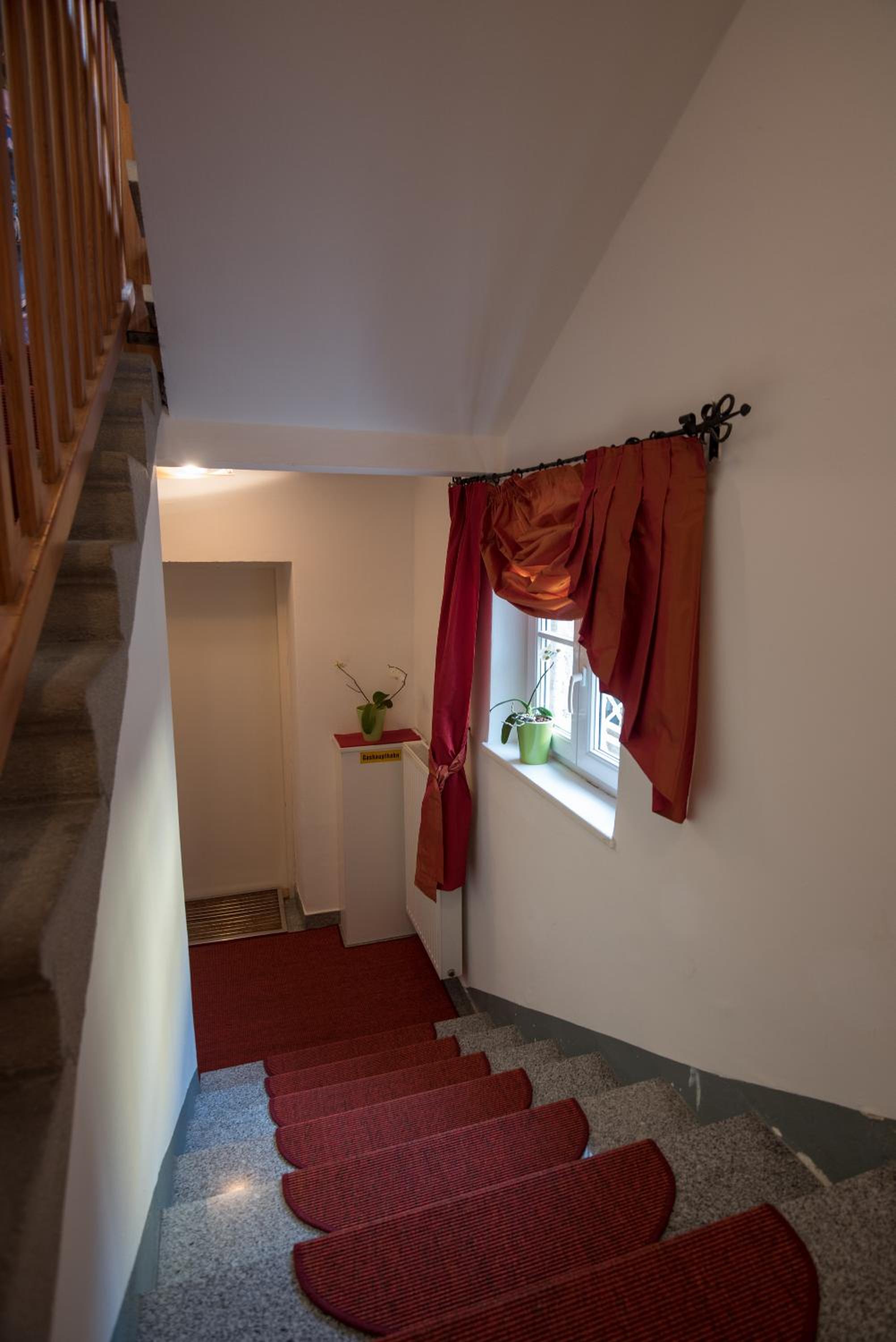 Apartment - Photo 18