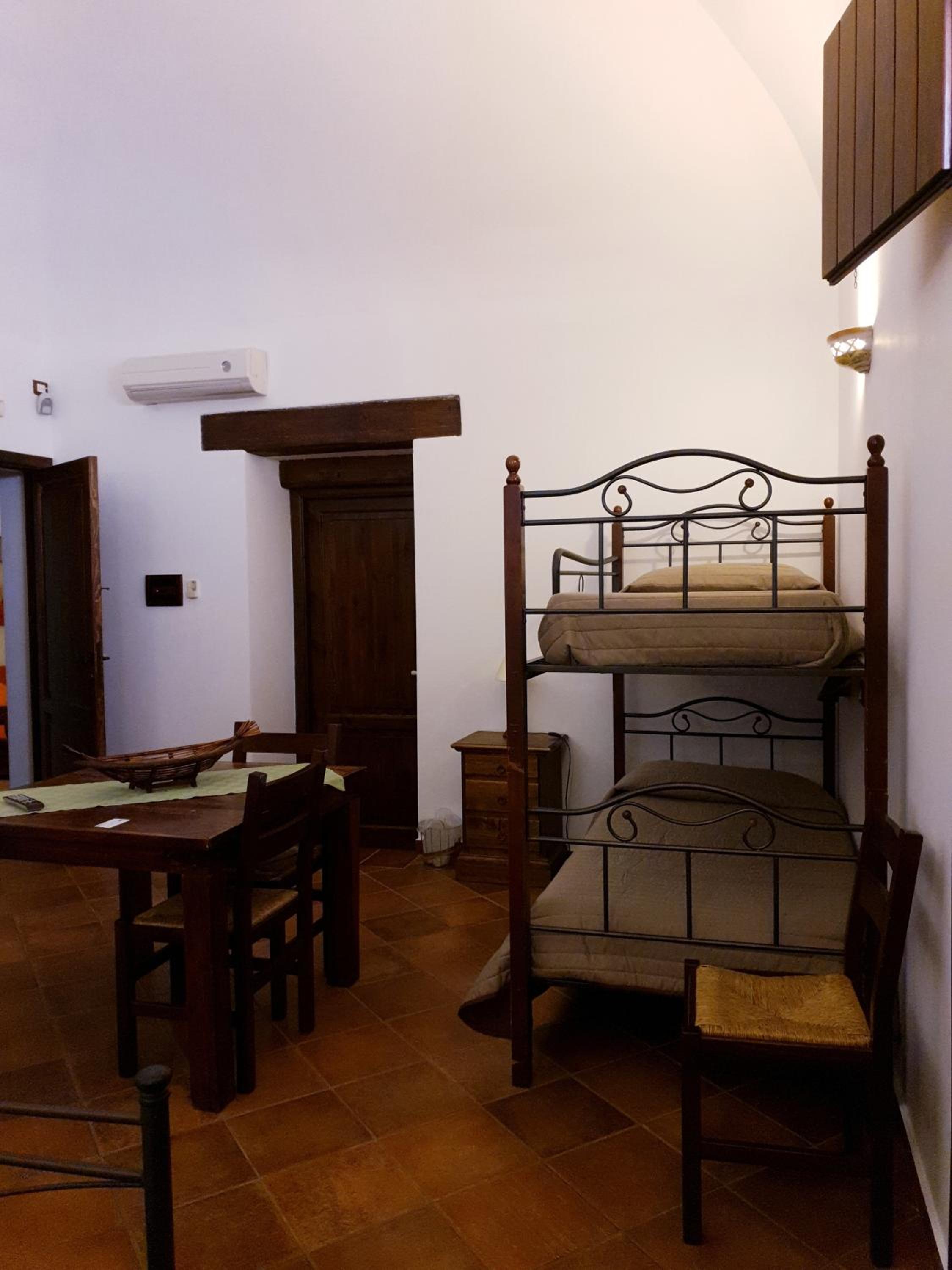 Quadruple Room - Photo 3