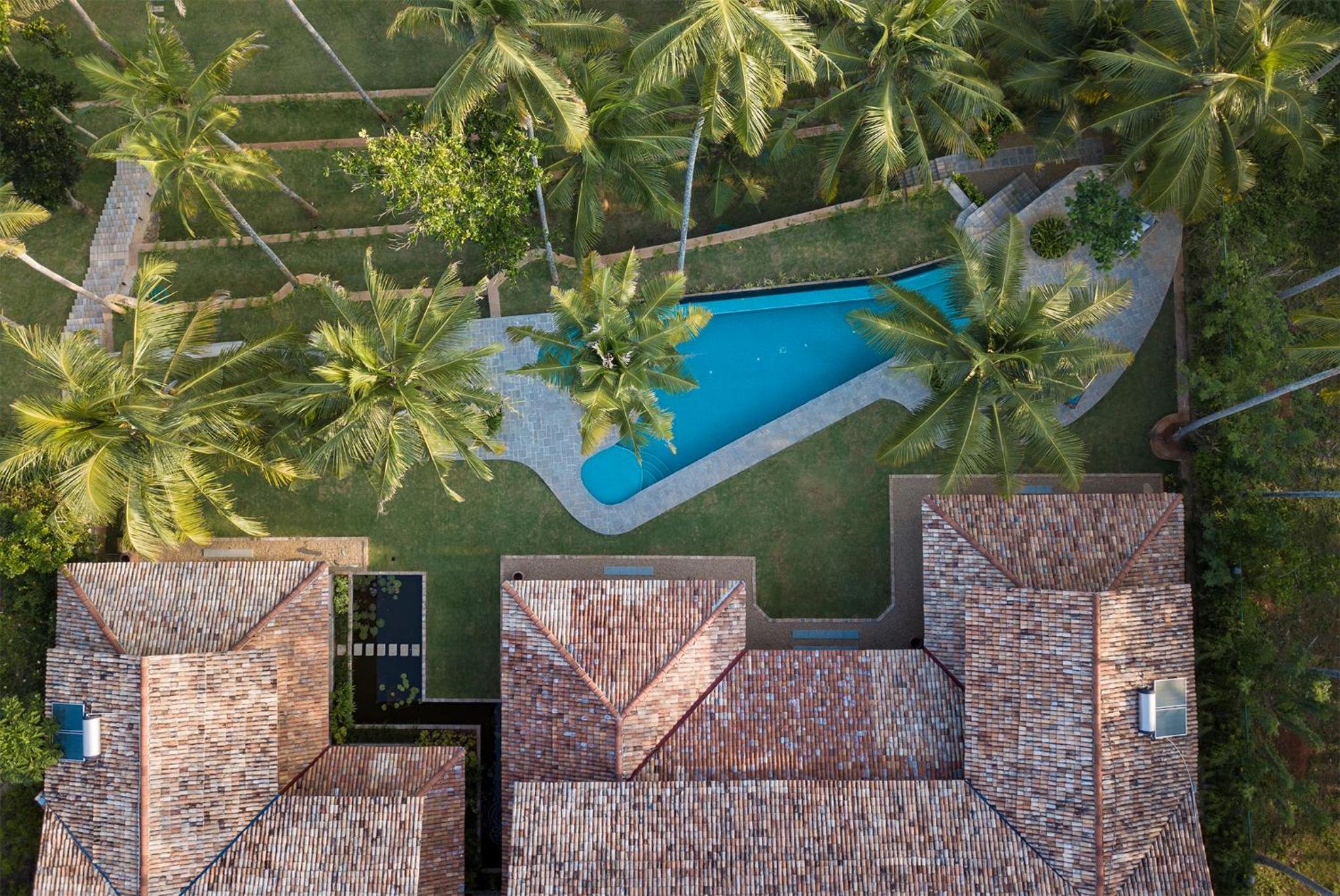 Villa photo 3