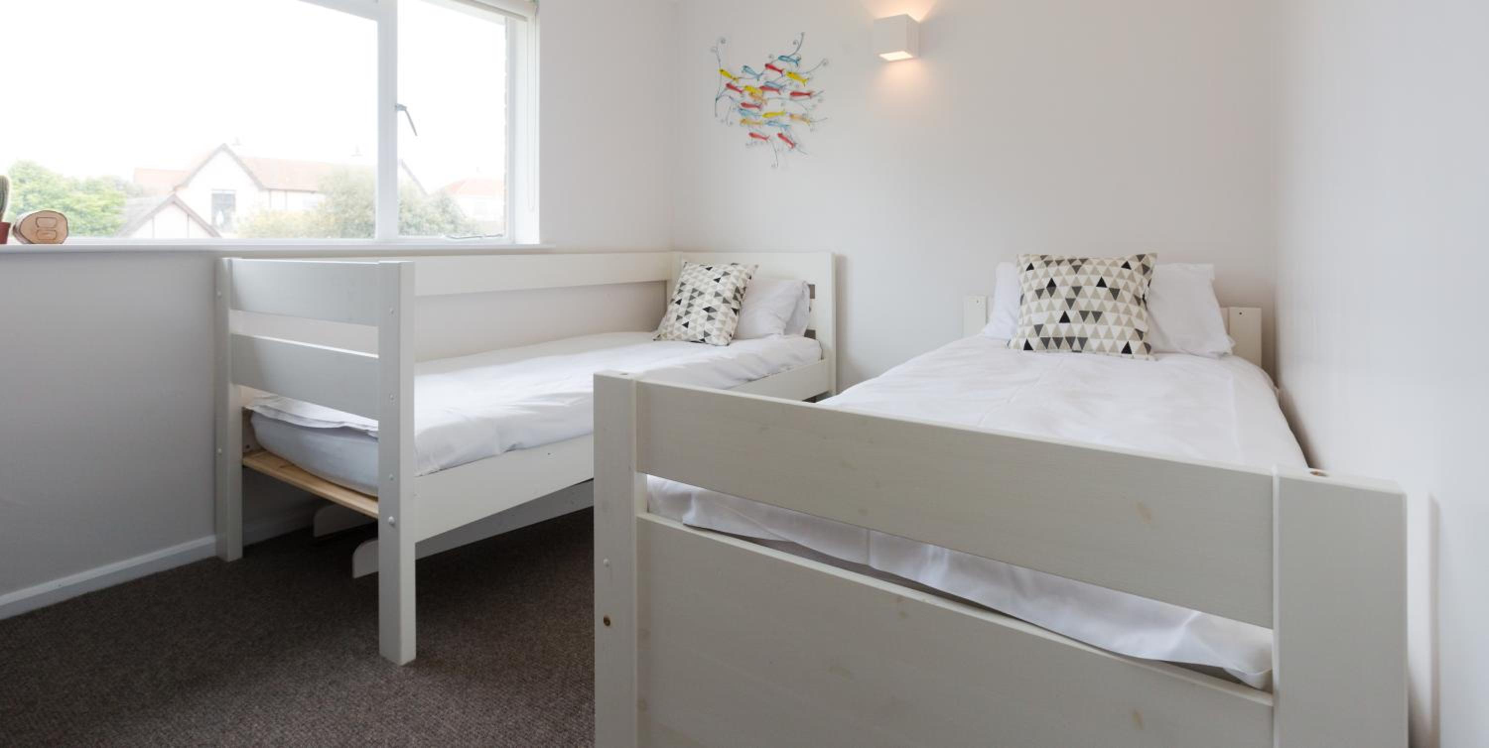 Three-Bedroom House photo 2