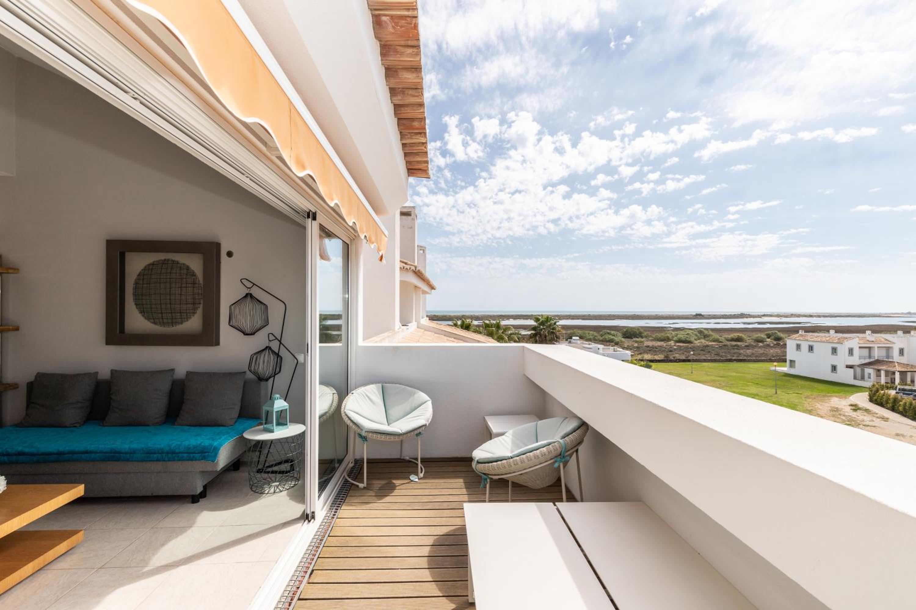 Apartment with Sea View photo 2