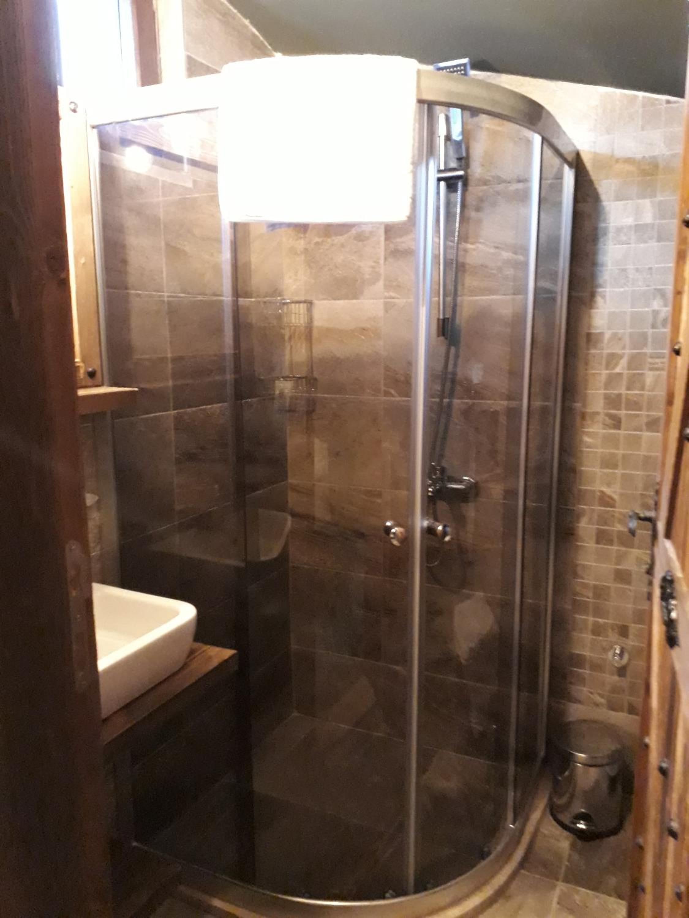 Deluxe Double or Twin Room with Balcony - Photo 16