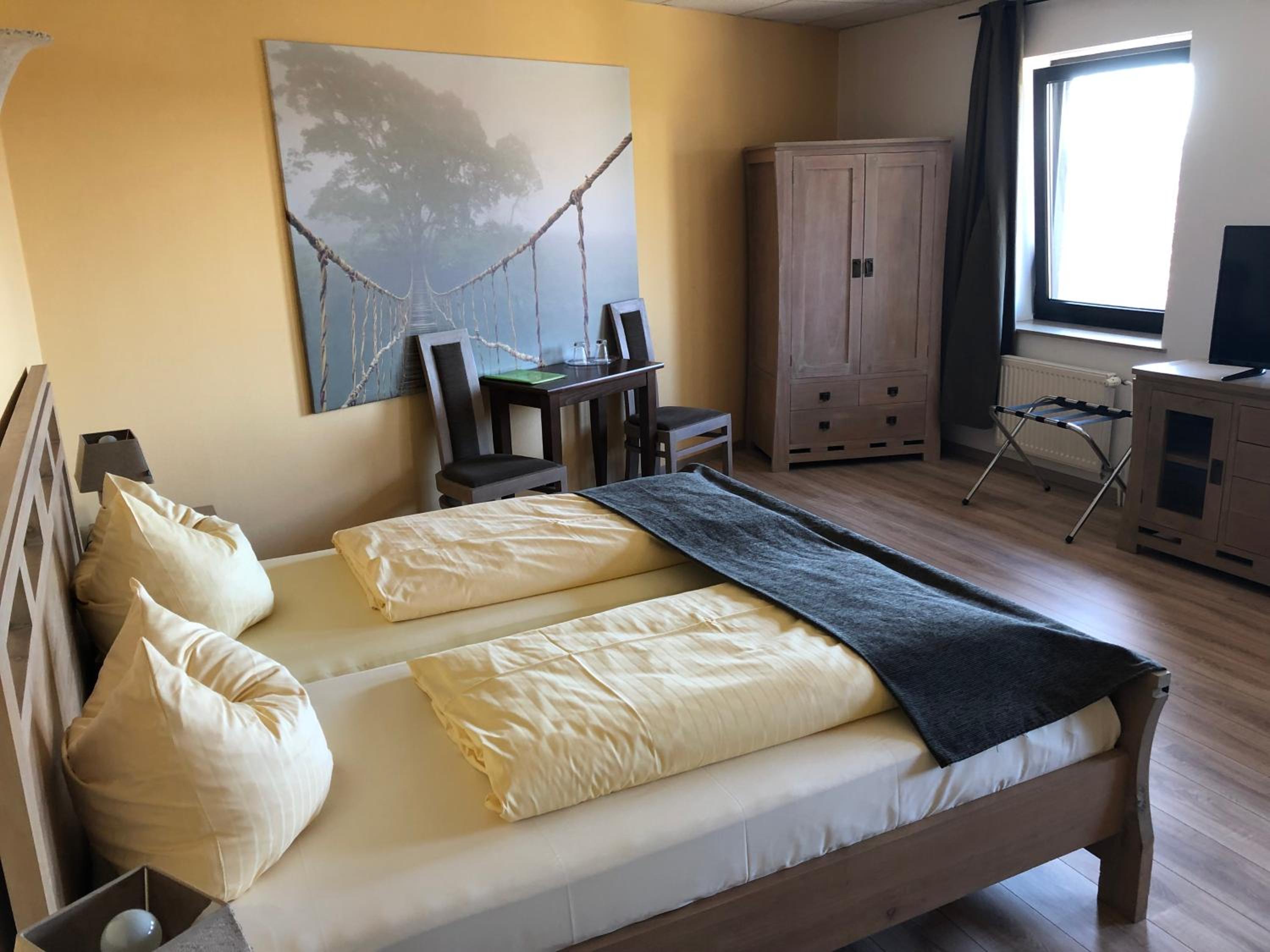 Double or Twin Room photo 2