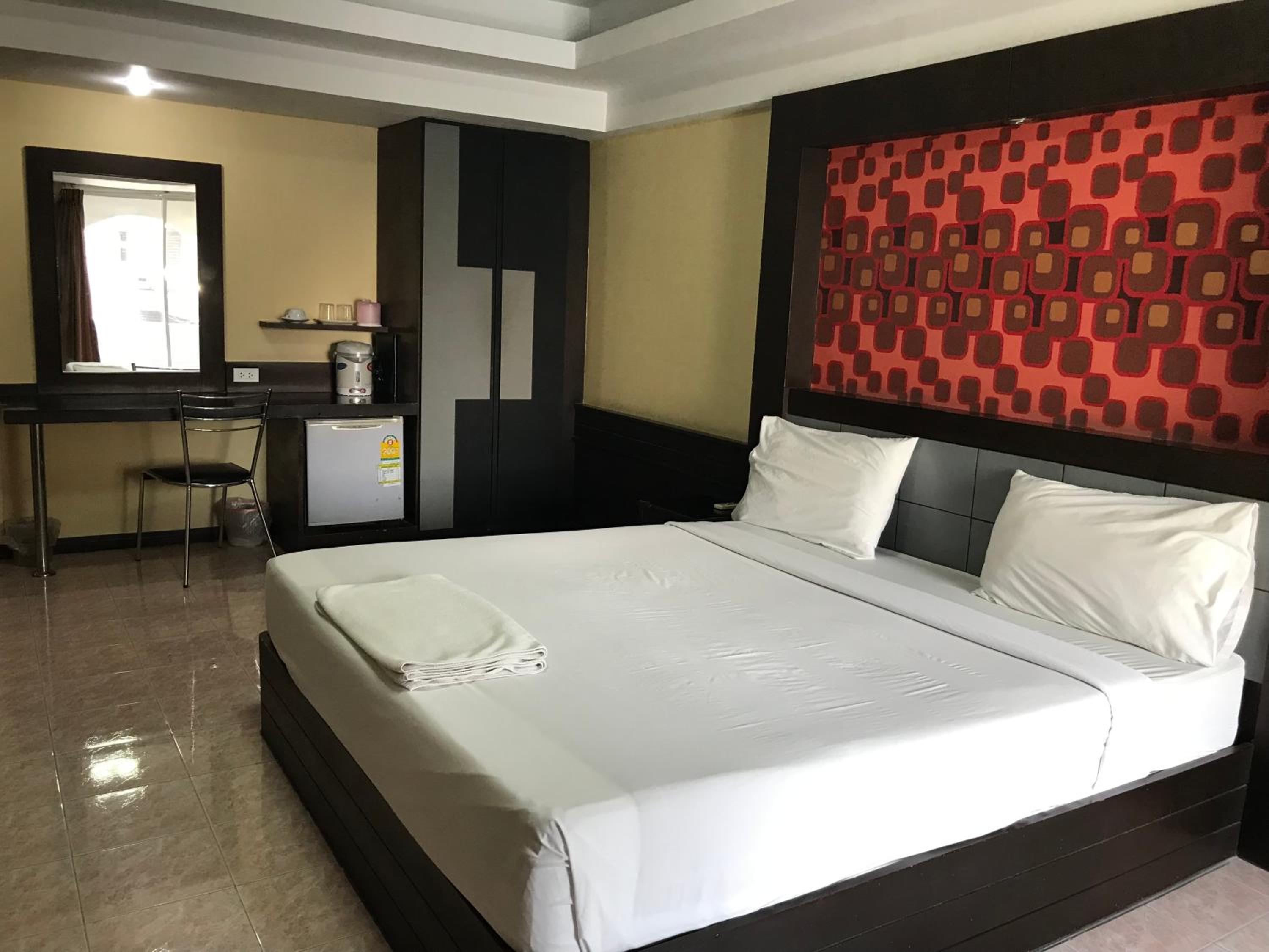 Economy Double Room - Photo 2